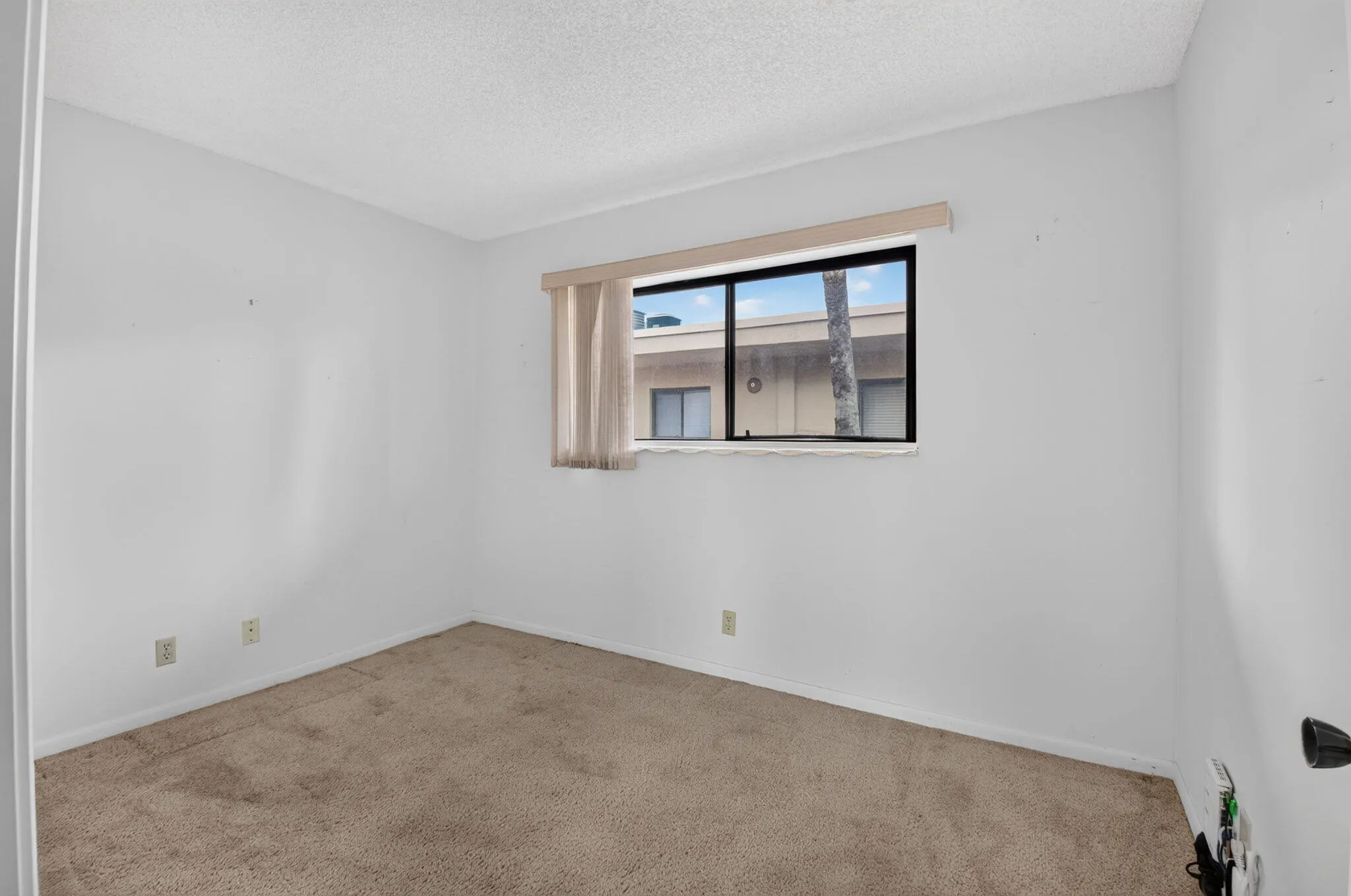 5250 LAS VERDES Circle #314