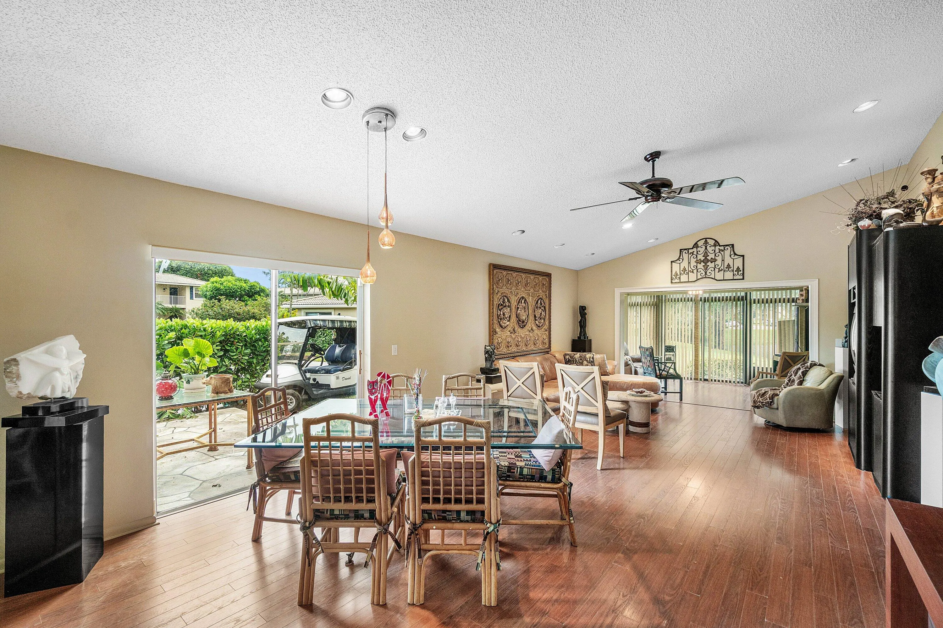 22 STRATFORD Drive E #22A