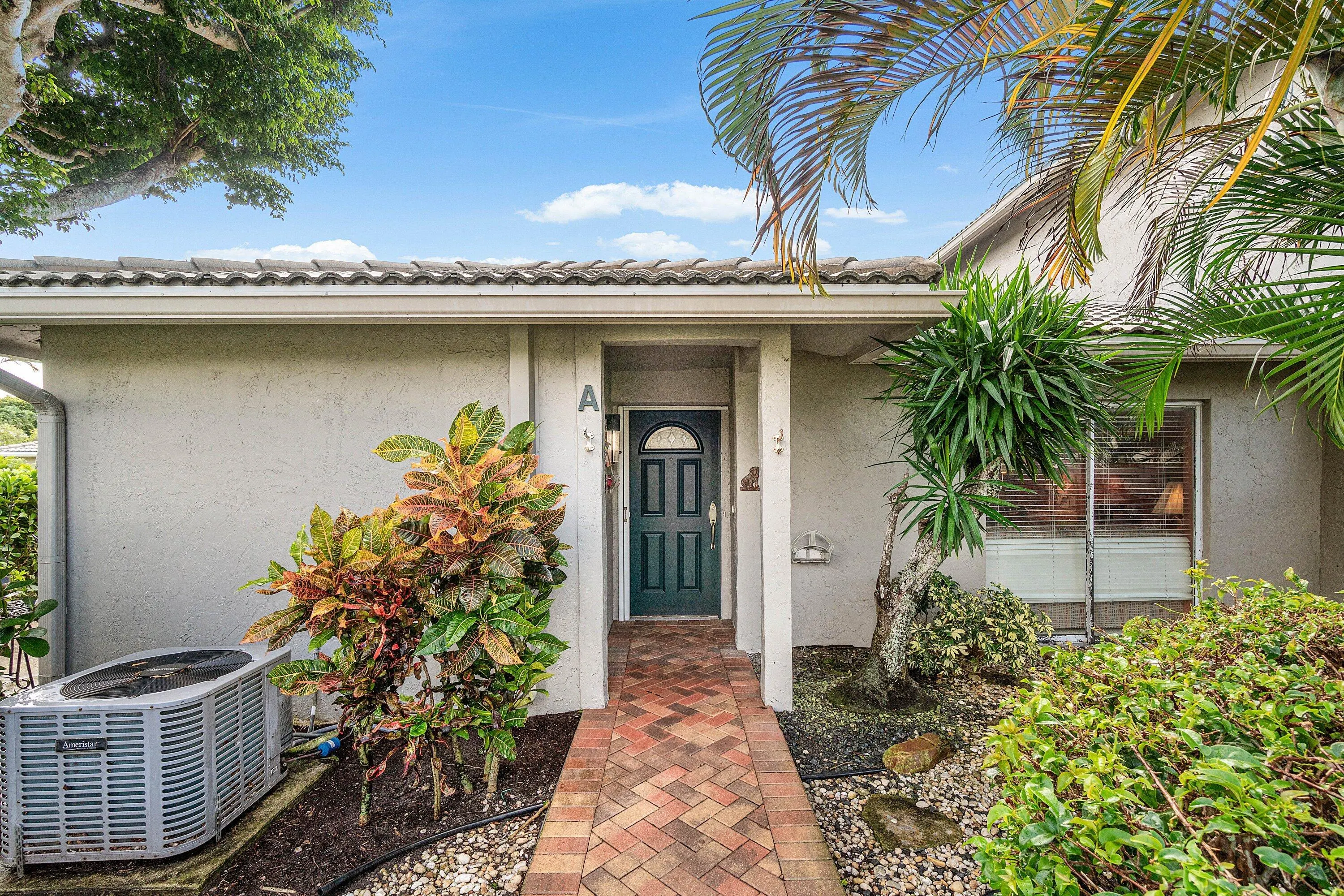 22 STRATFORD Drive E #22A
