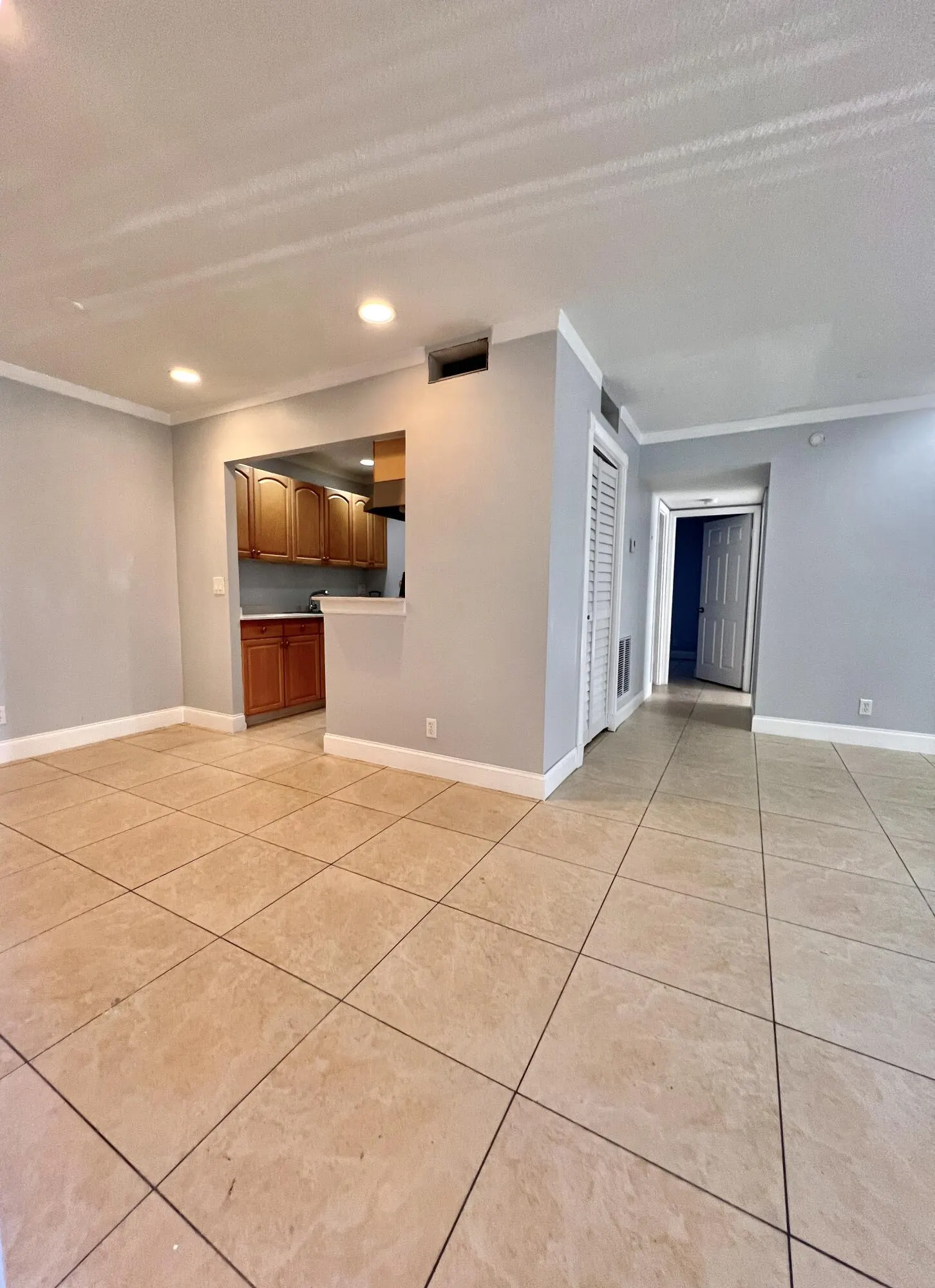 1500 N Congress Avenue #B35
