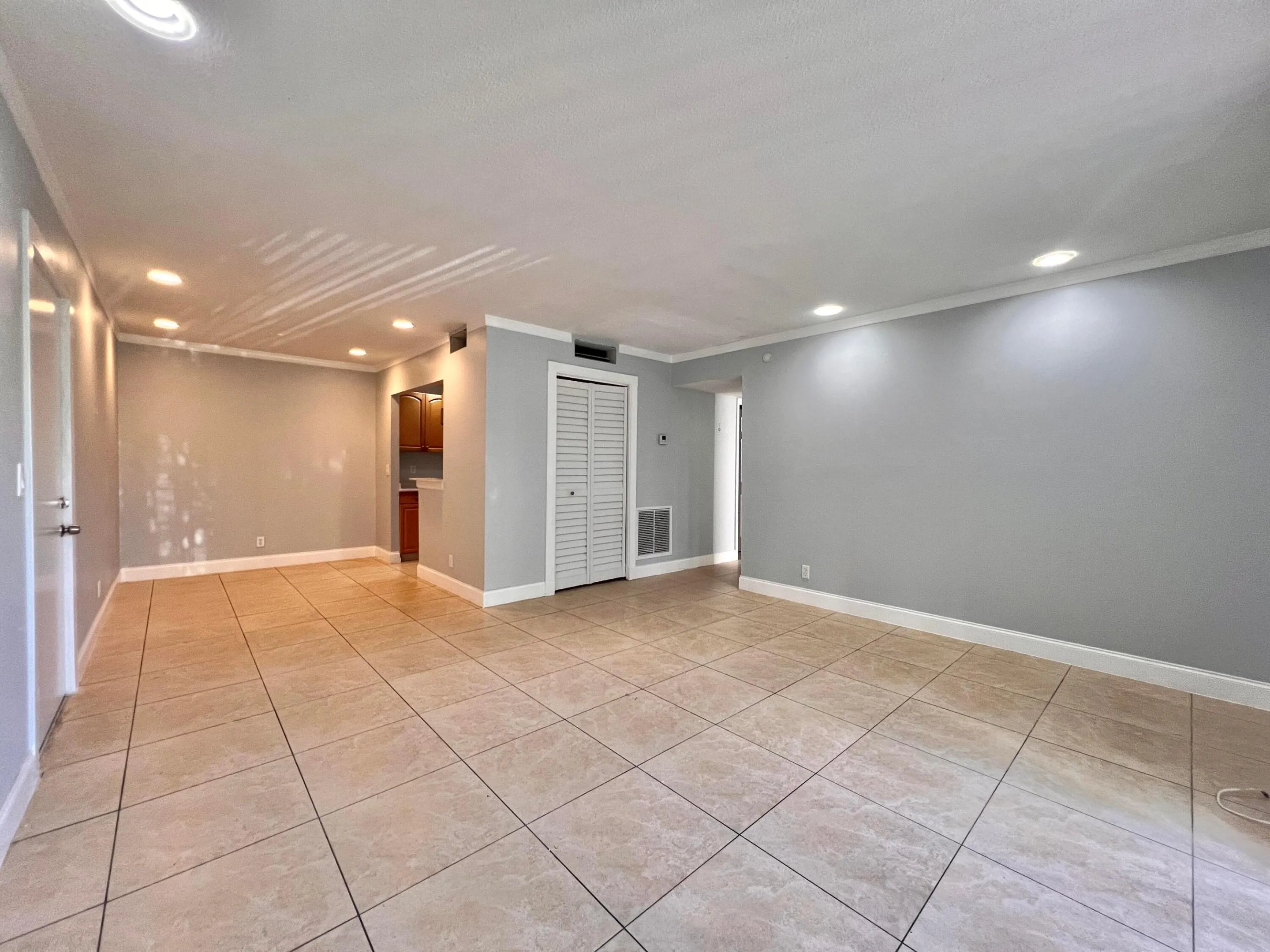 1500 N Congress Avenue #B35