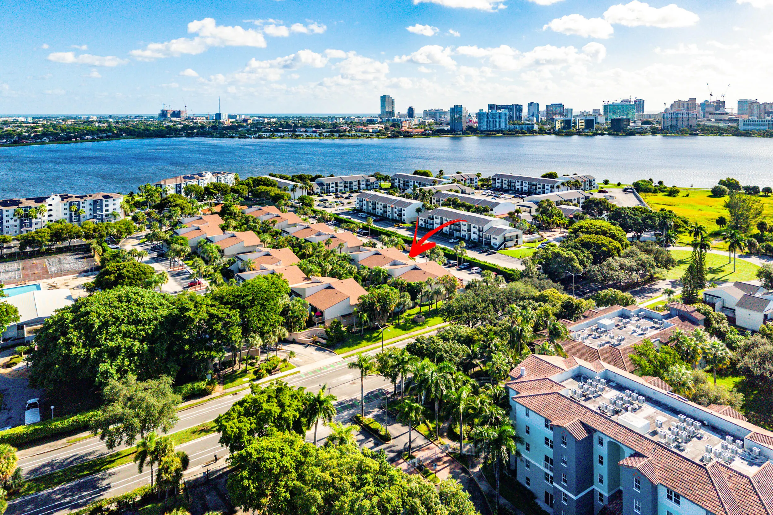 616 Executive Center Drive #206