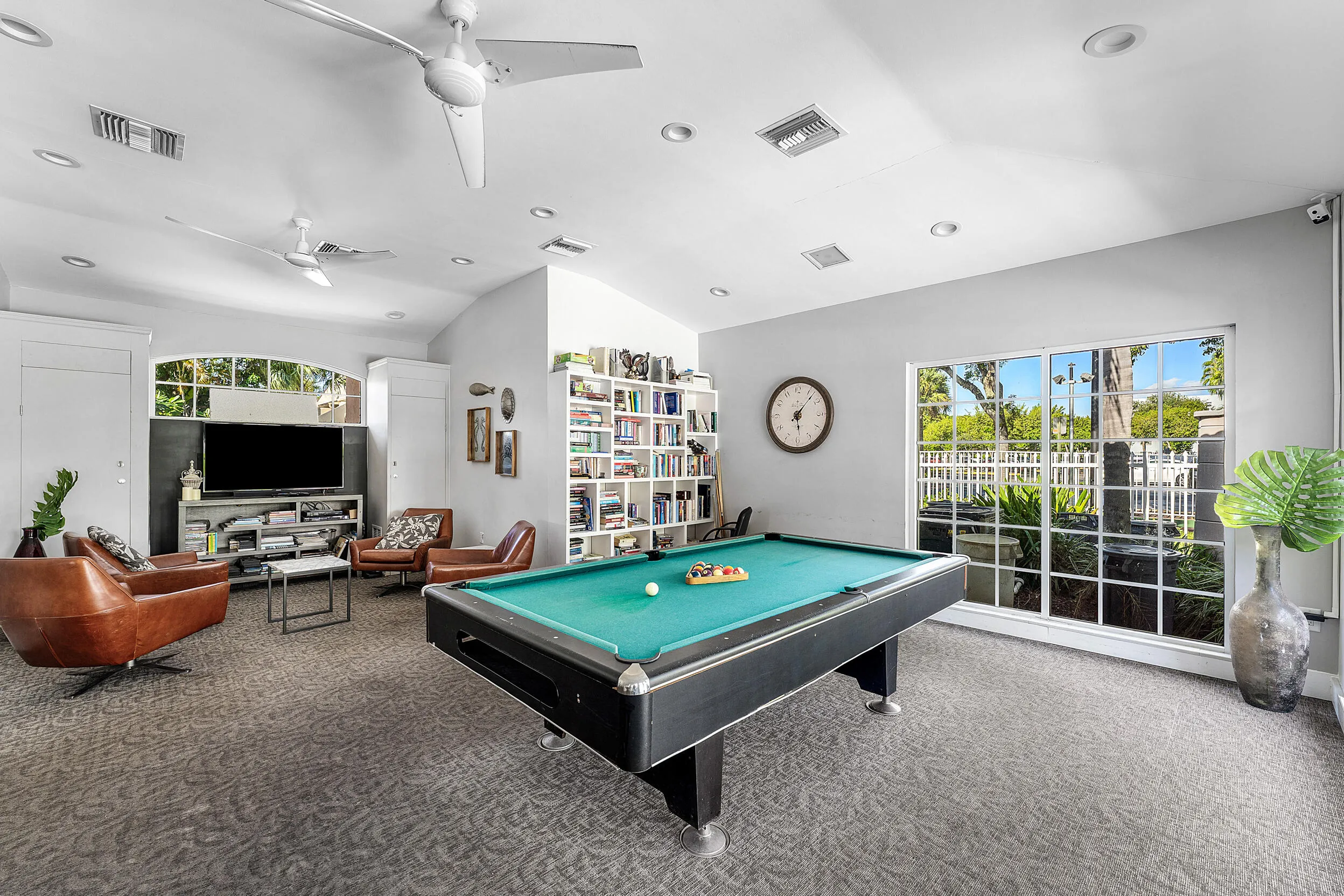 616 Executive Center Drive #206