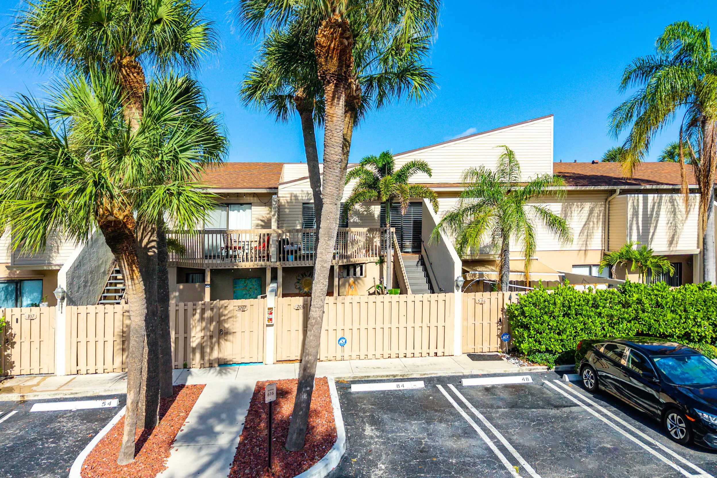 616 Executive Center Drive #206