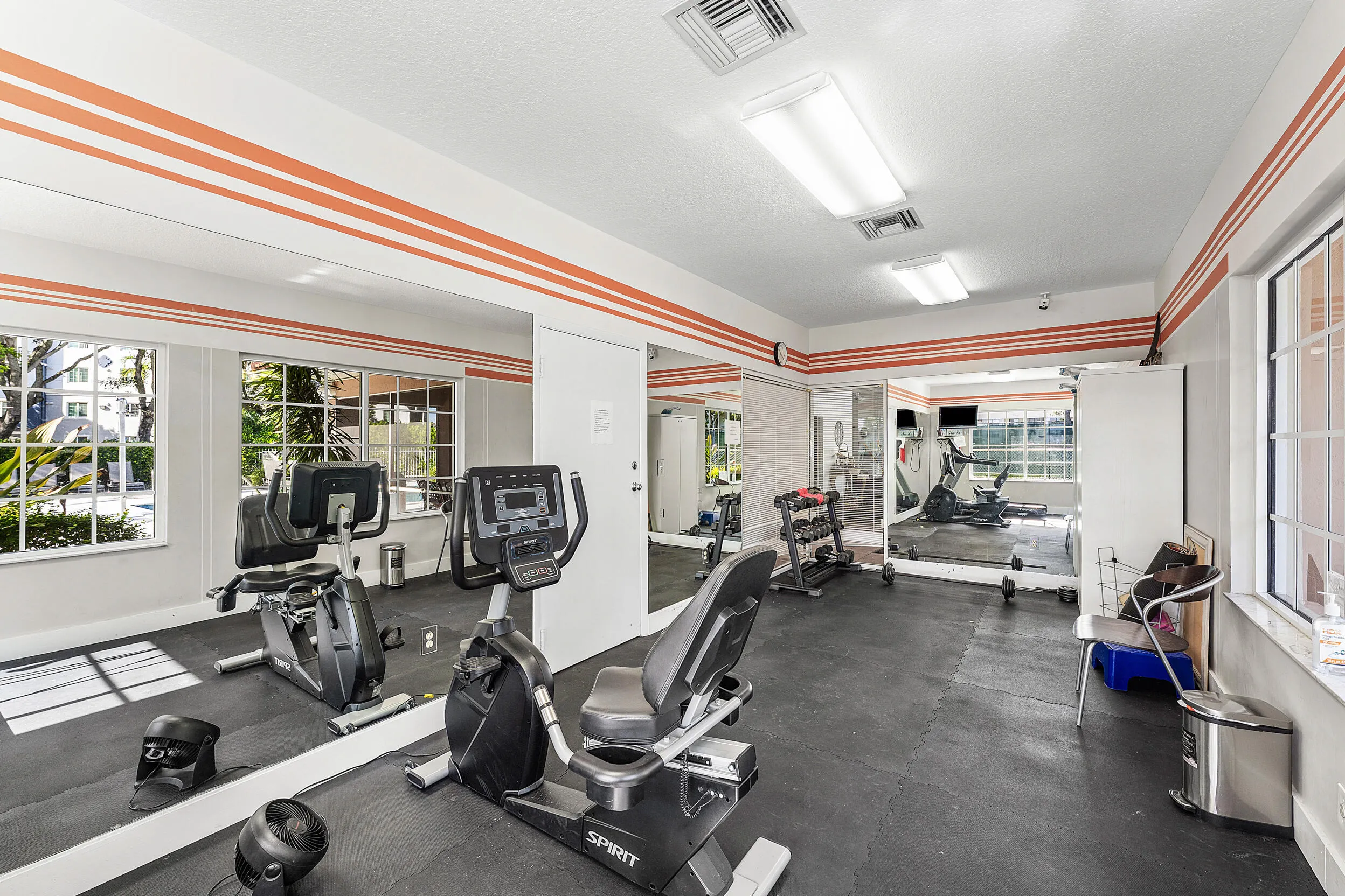 616 Executive Center Drive #206