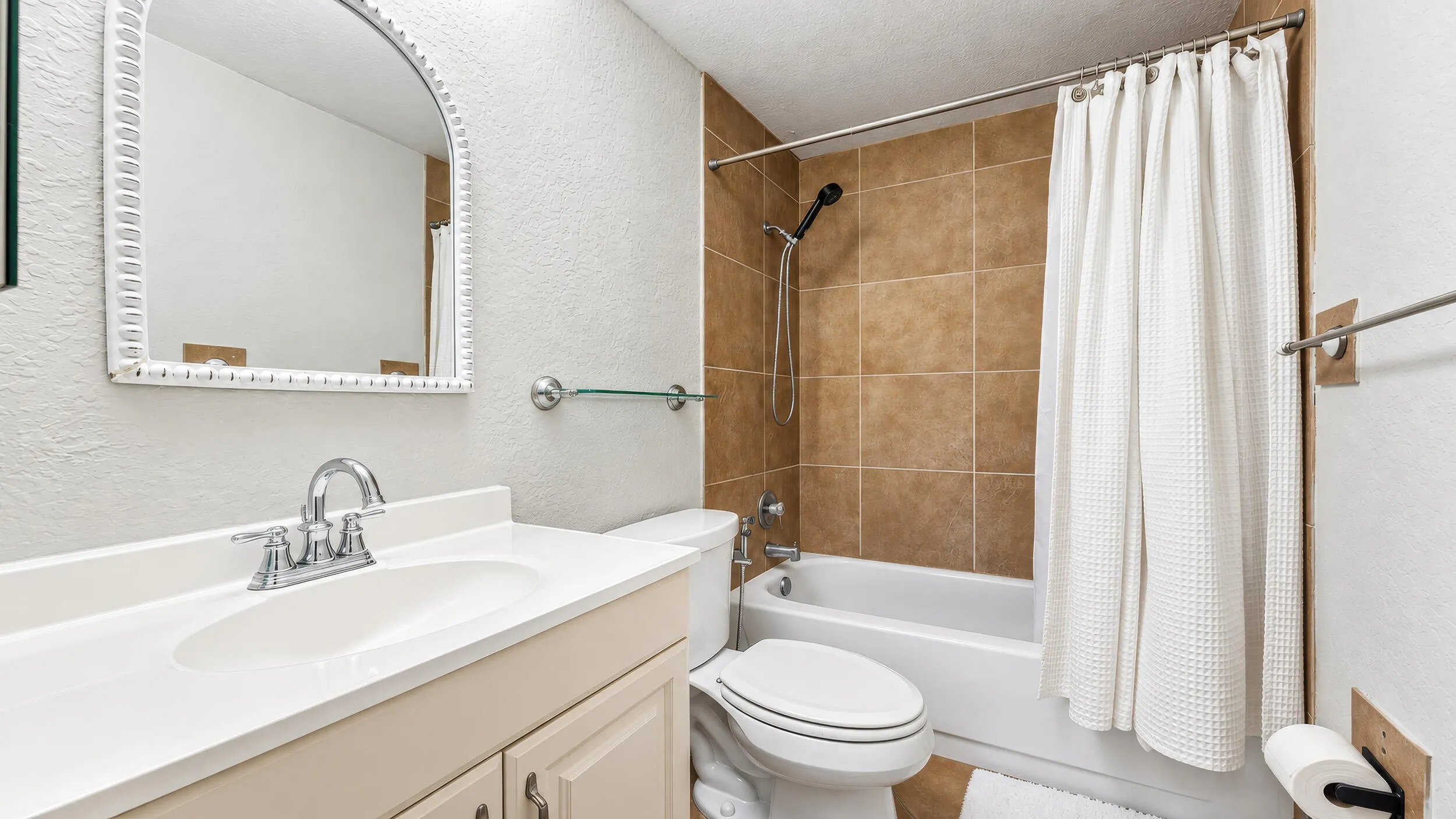 616 Executive Center Drive #206