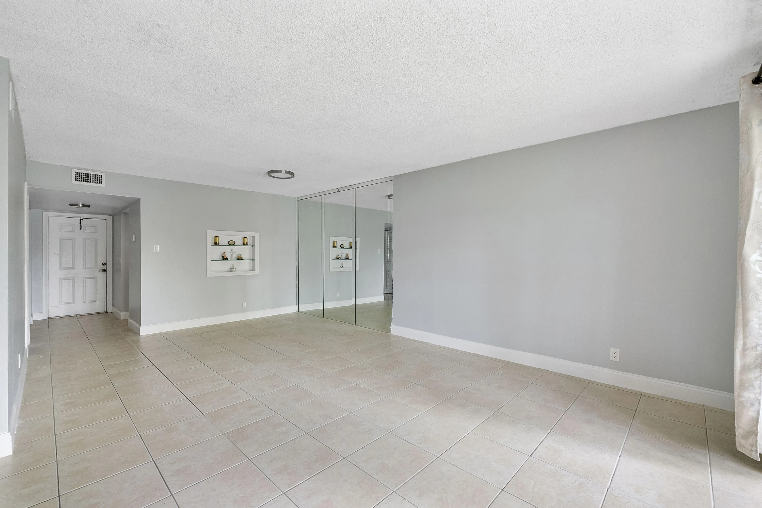 7505 NW 5TH Place #106