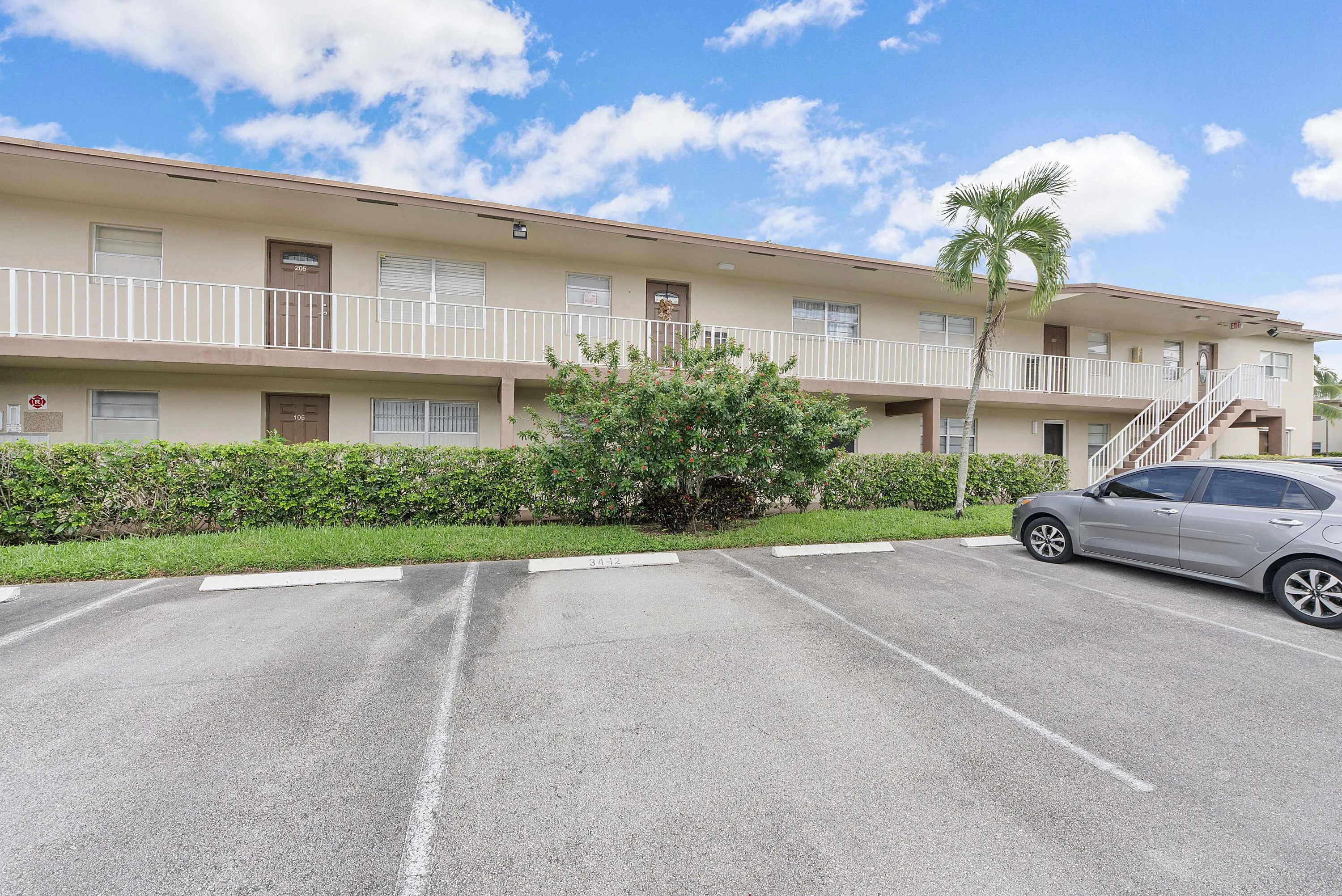7505 NW 5TH Place #106