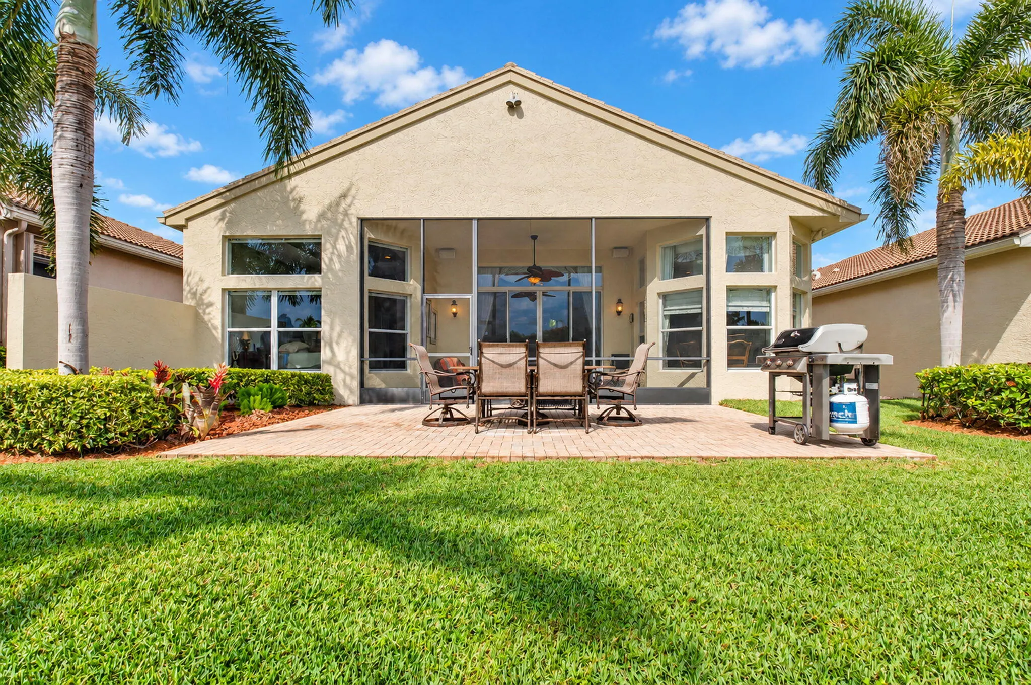 6874 Venidita Beach Drive