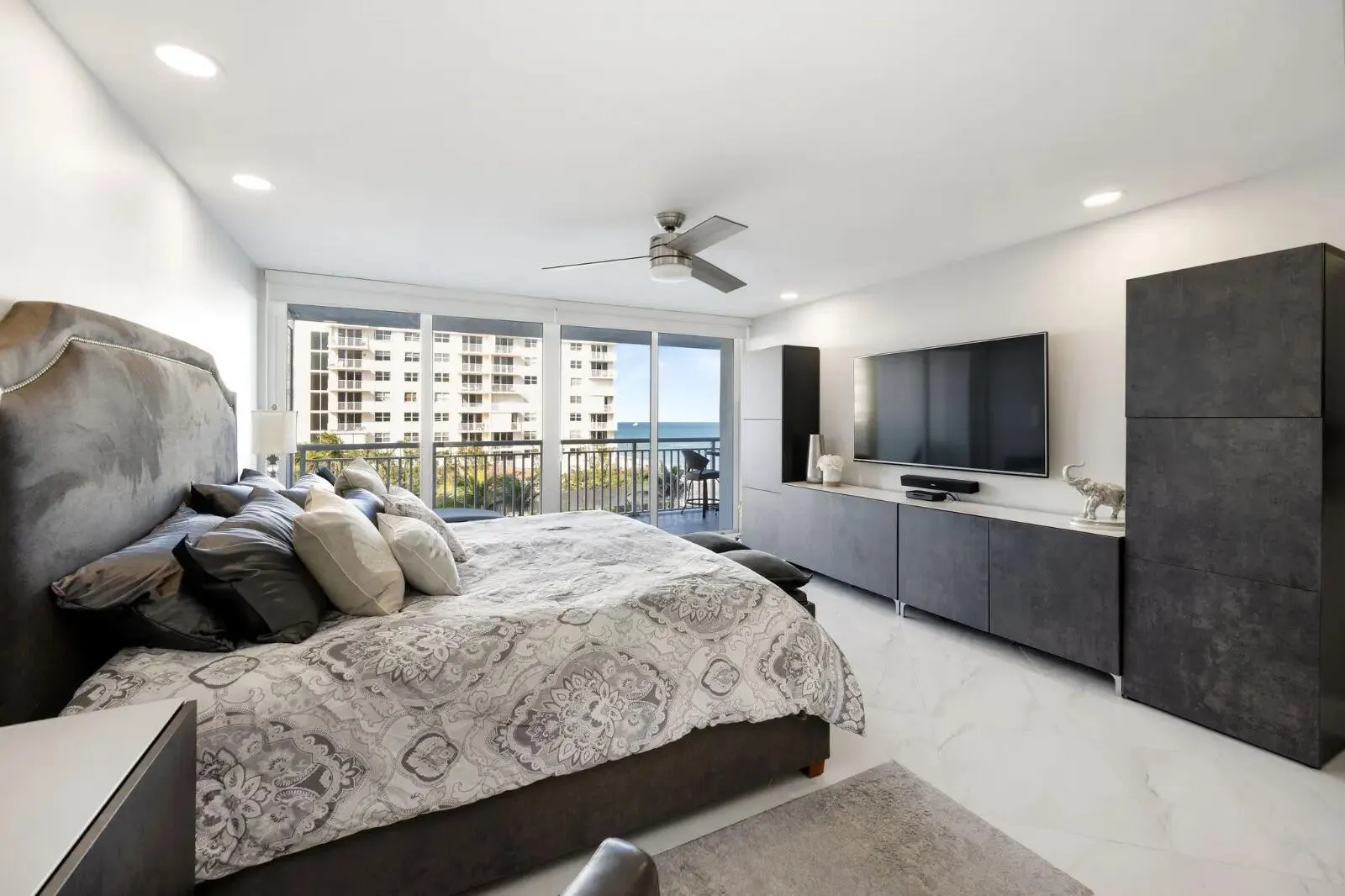 3546 S OCEAN Boulevard #527
