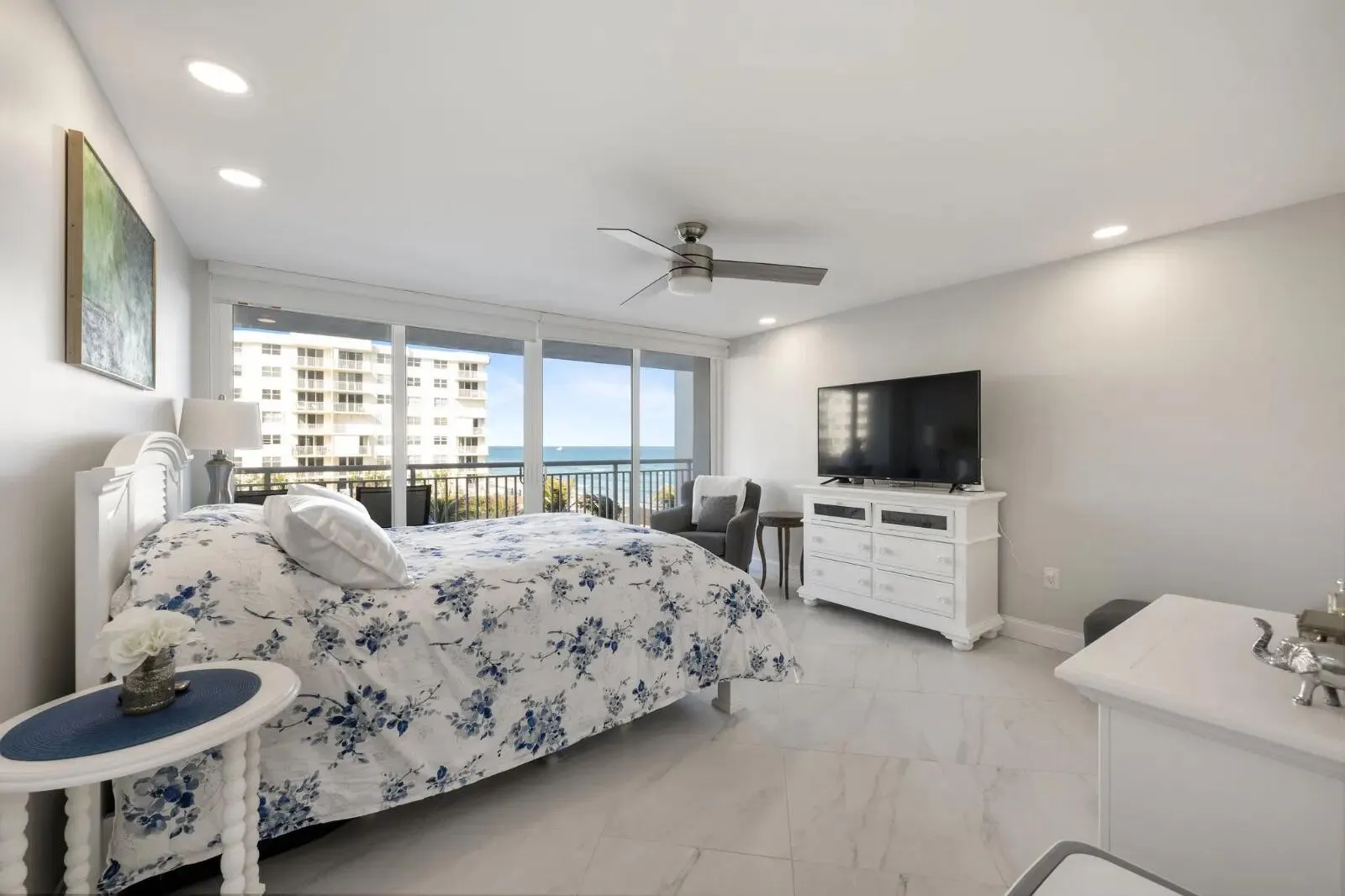 3546 S OCEAN Boulevard #527