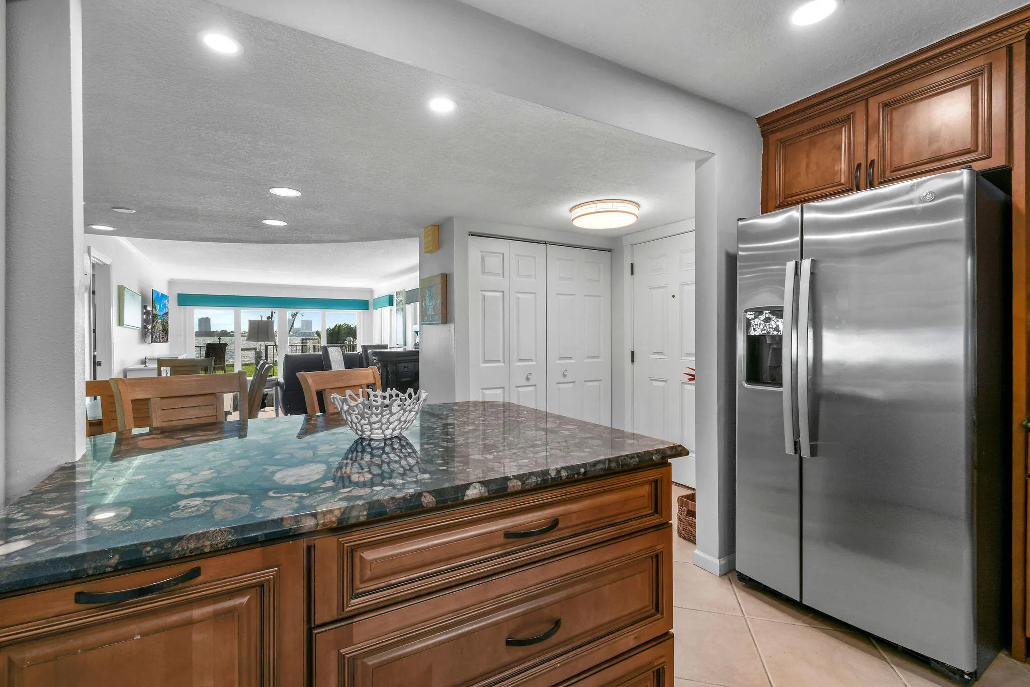 801 Lake Shore Drive #109