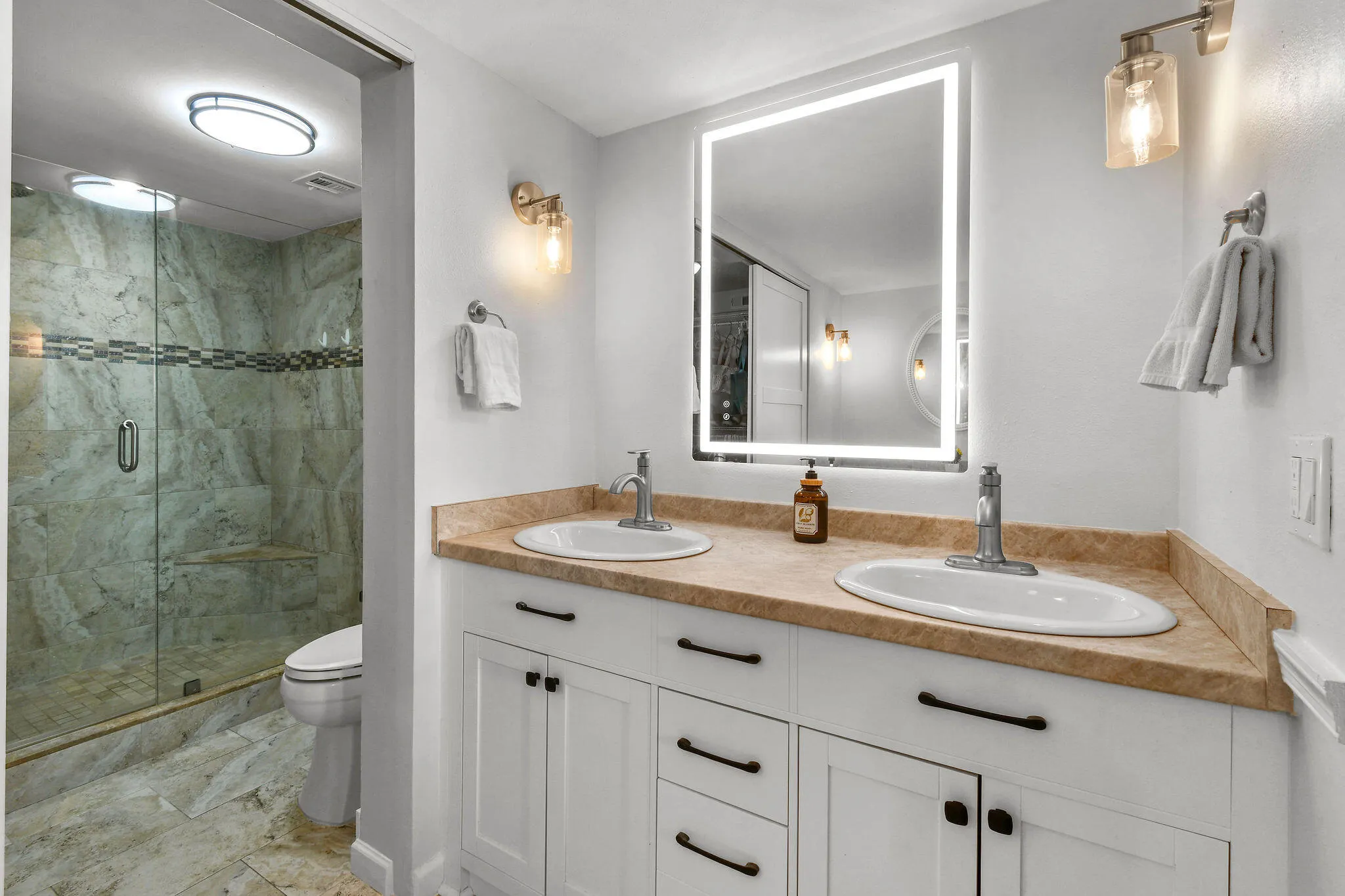 801 Lake Shore Drive #109