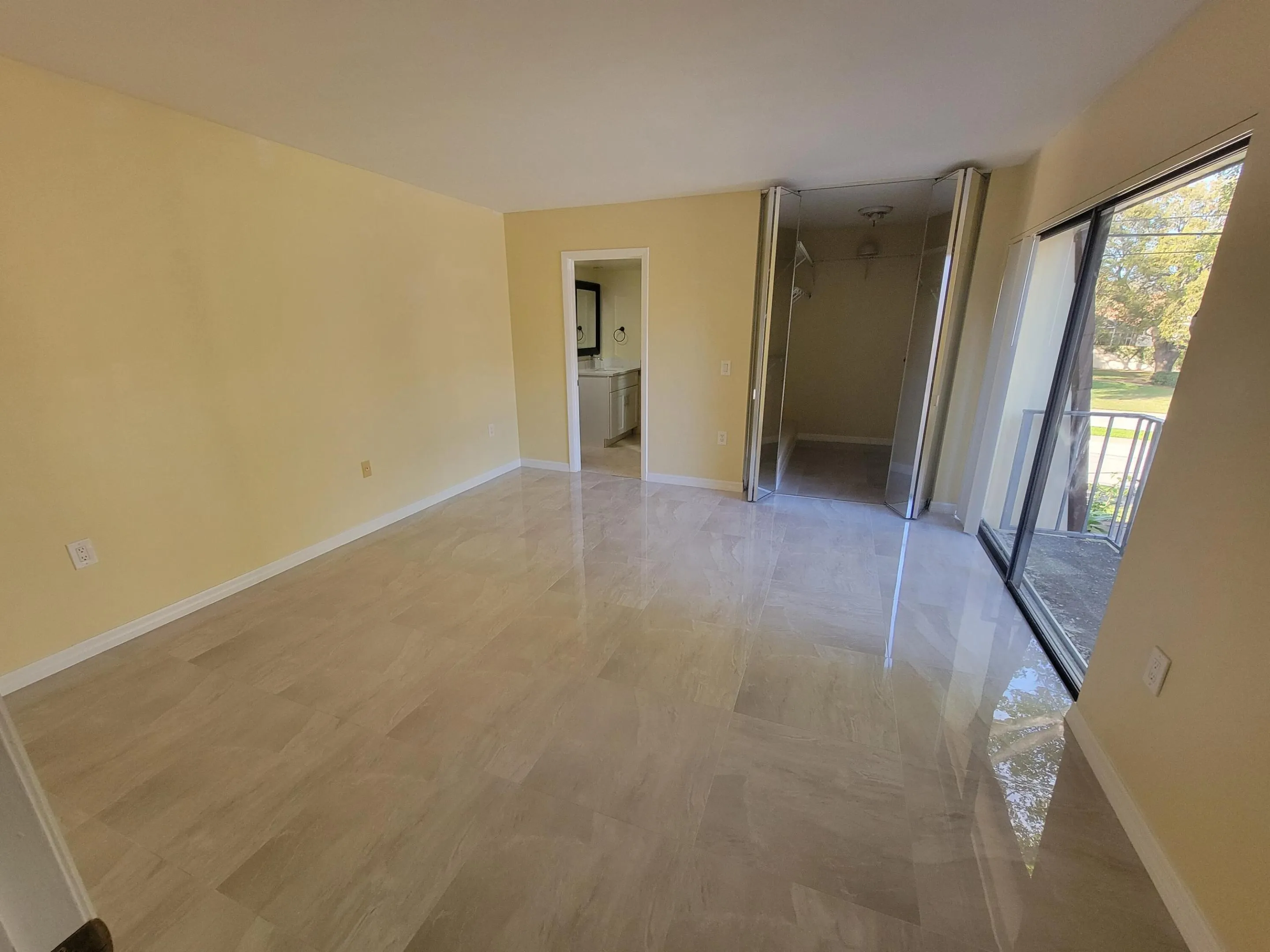 1514 15TH Court