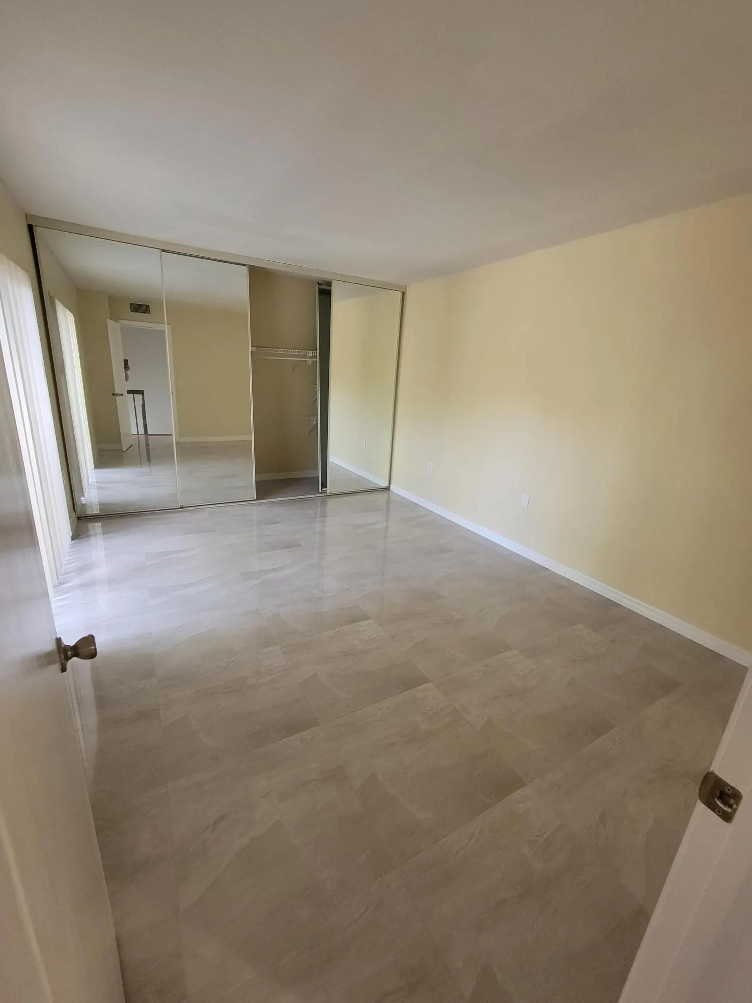 1514 15TH Court