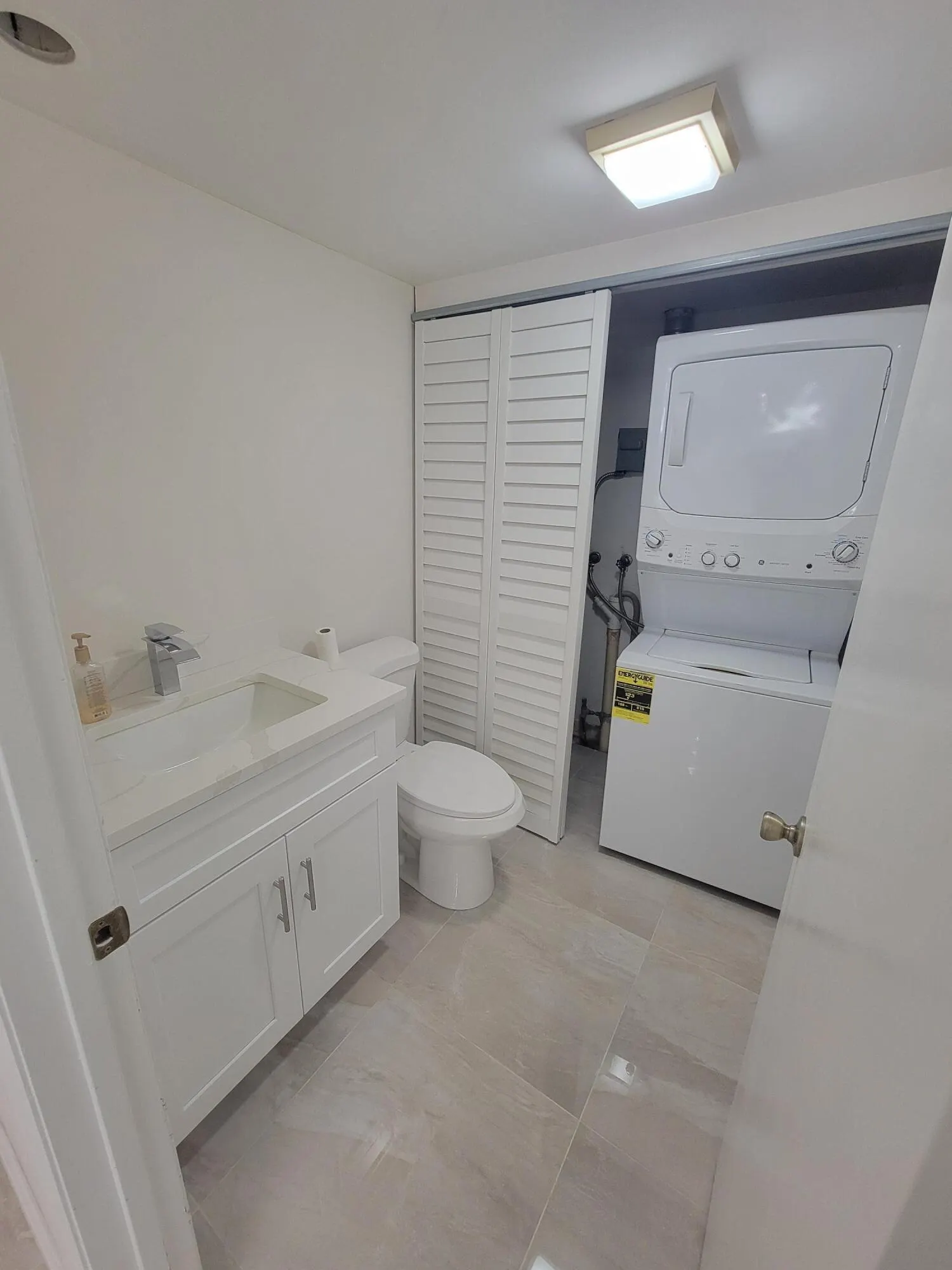 1514 15TH Court