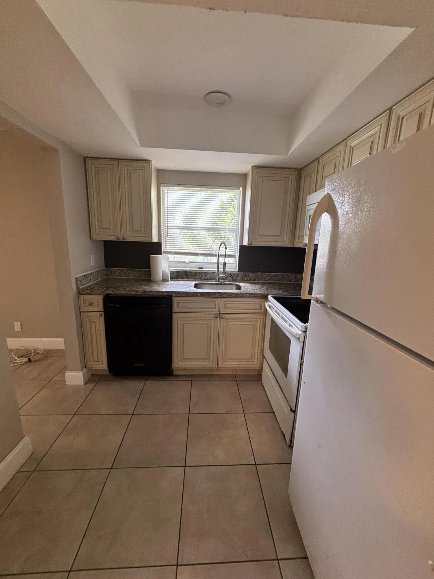 1550 NW 15TH Street #6