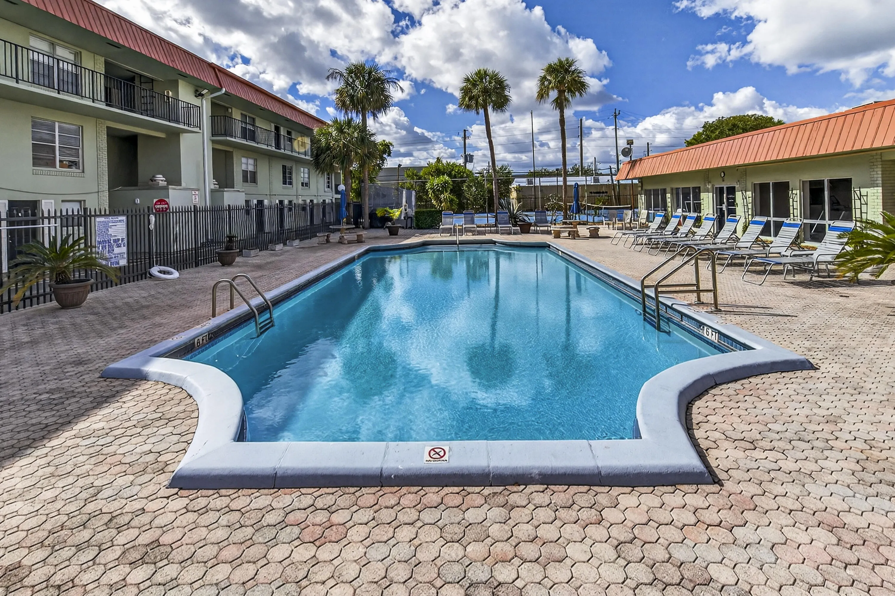 803 W Oakland Park Boulevard #A5