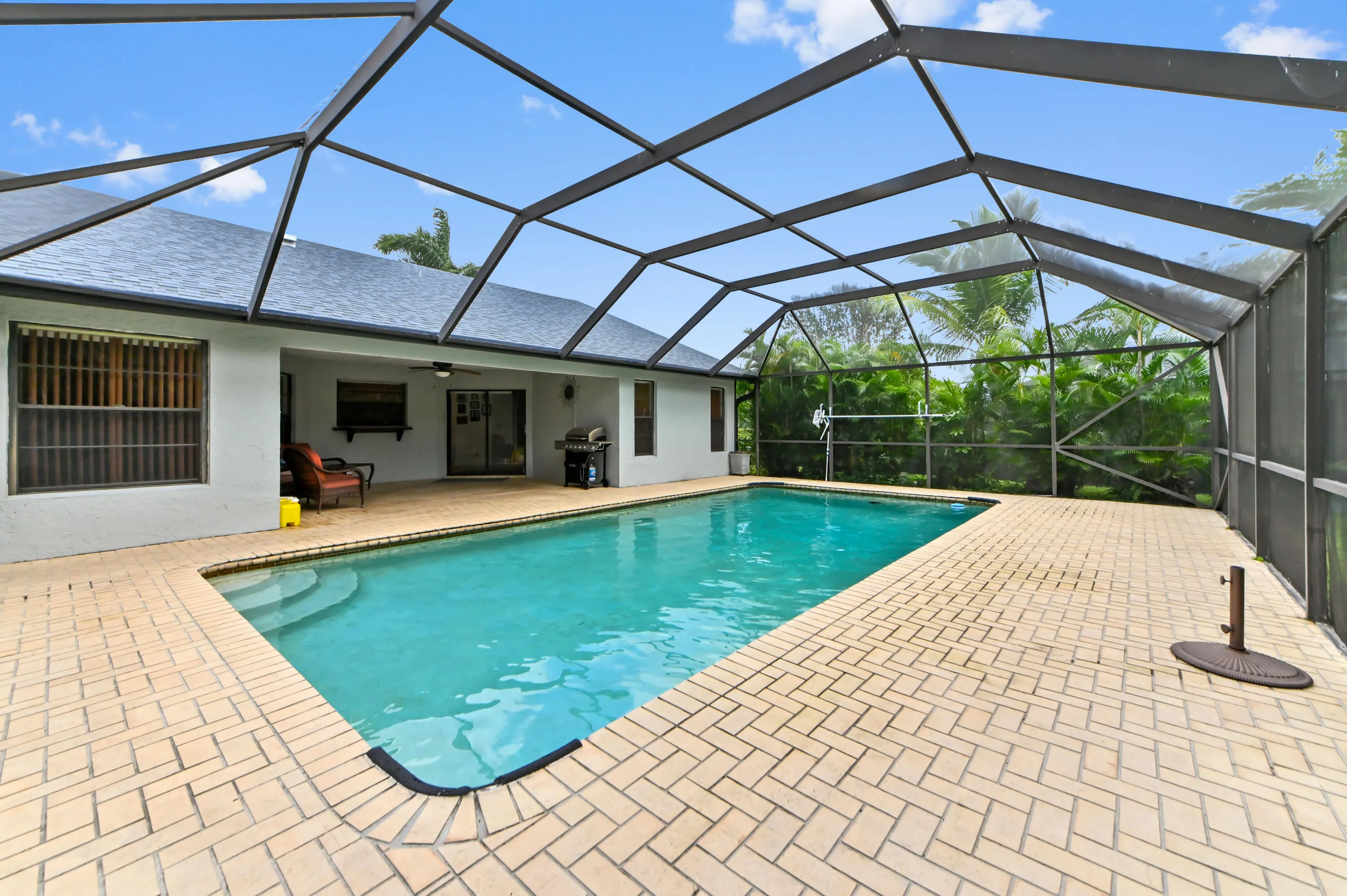 8621 Winnipesaukee Way
