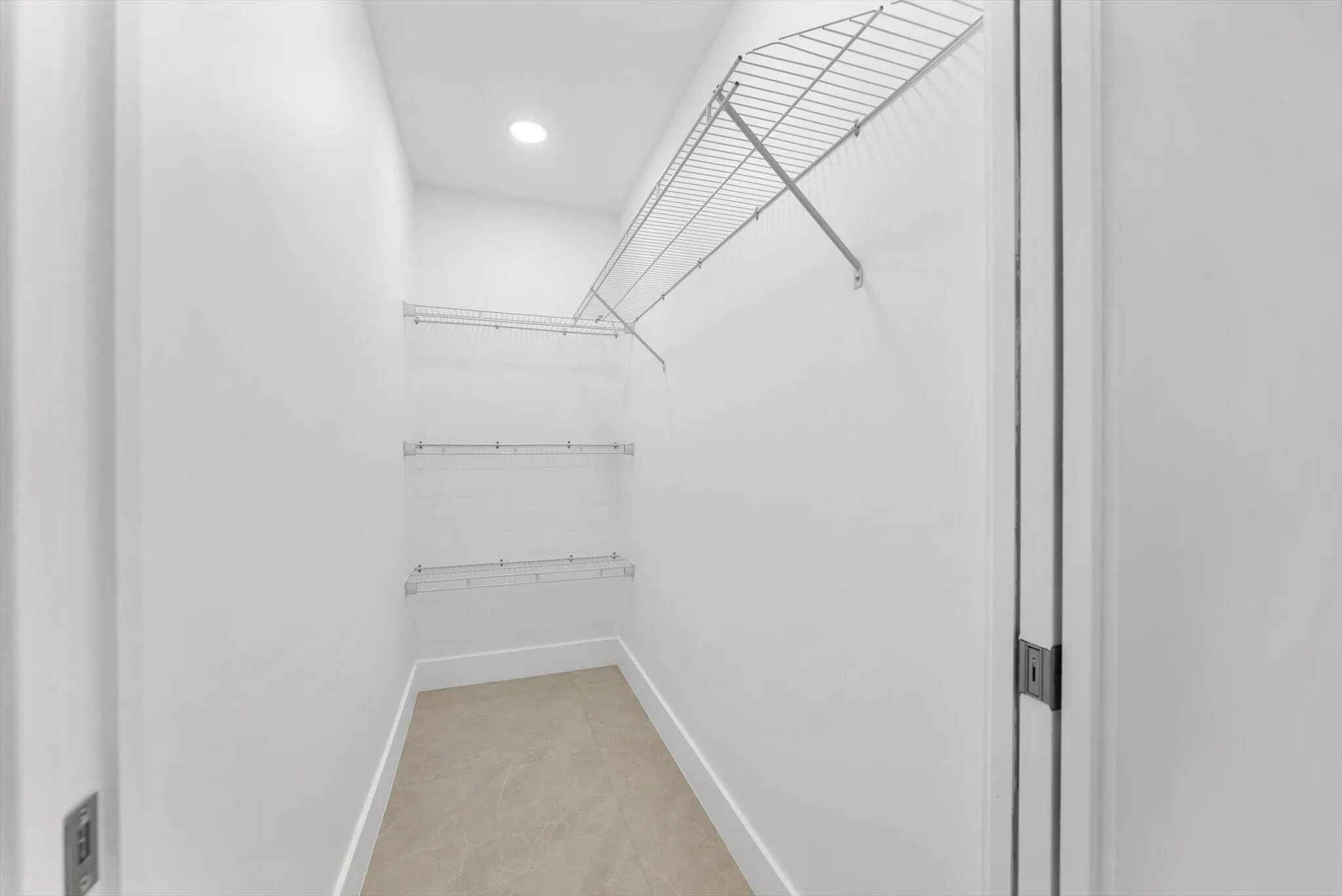 162 SE 27TH Way