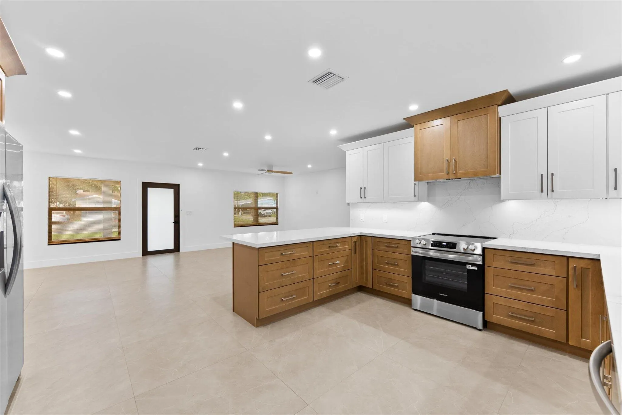 162 SE 27TH Way