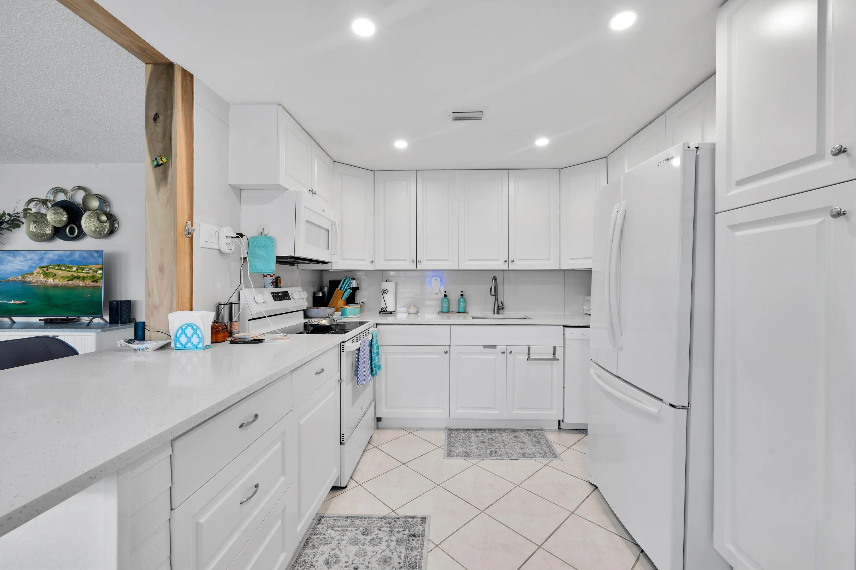 363 WELLINGTON J