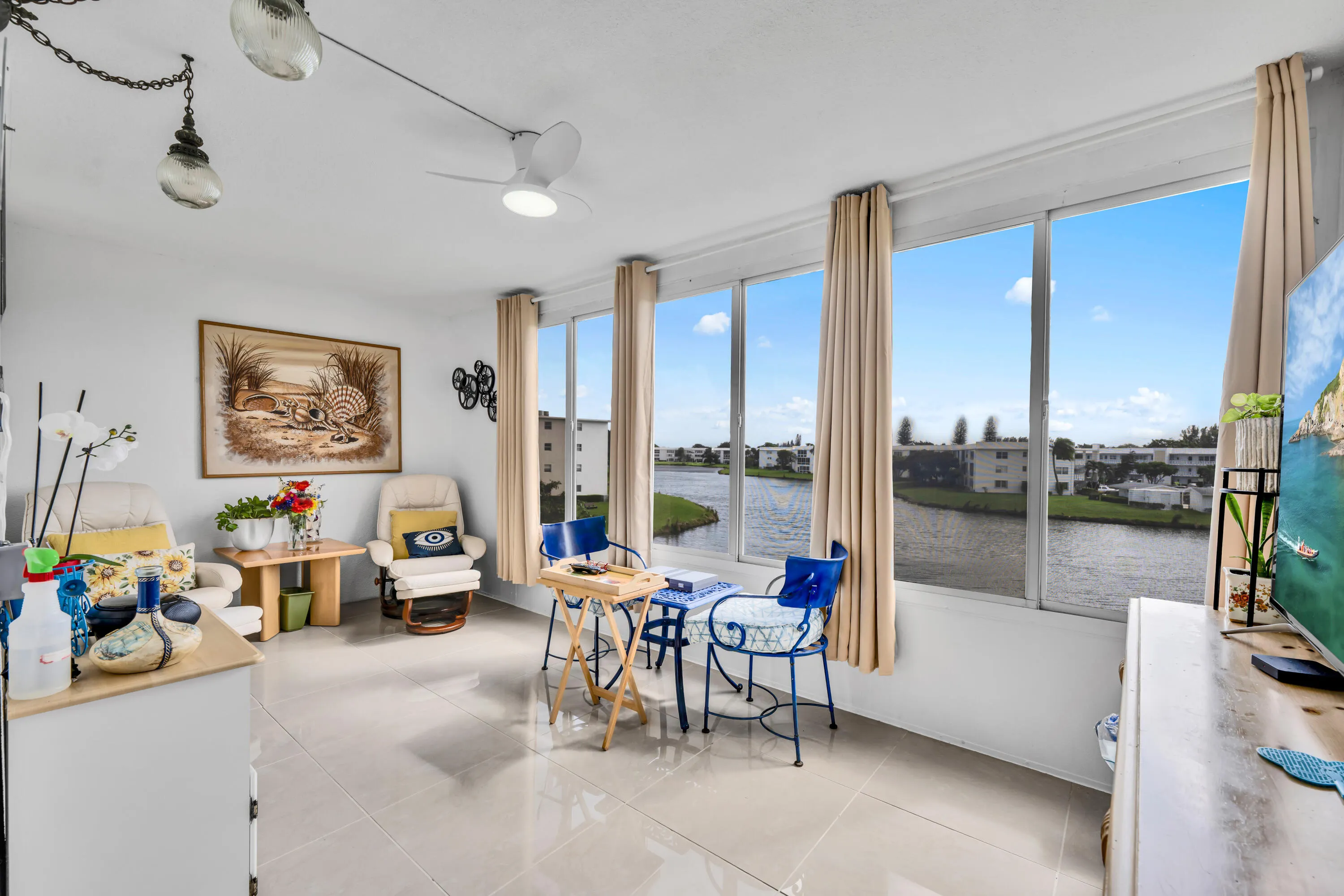 363 WELLINGTON J