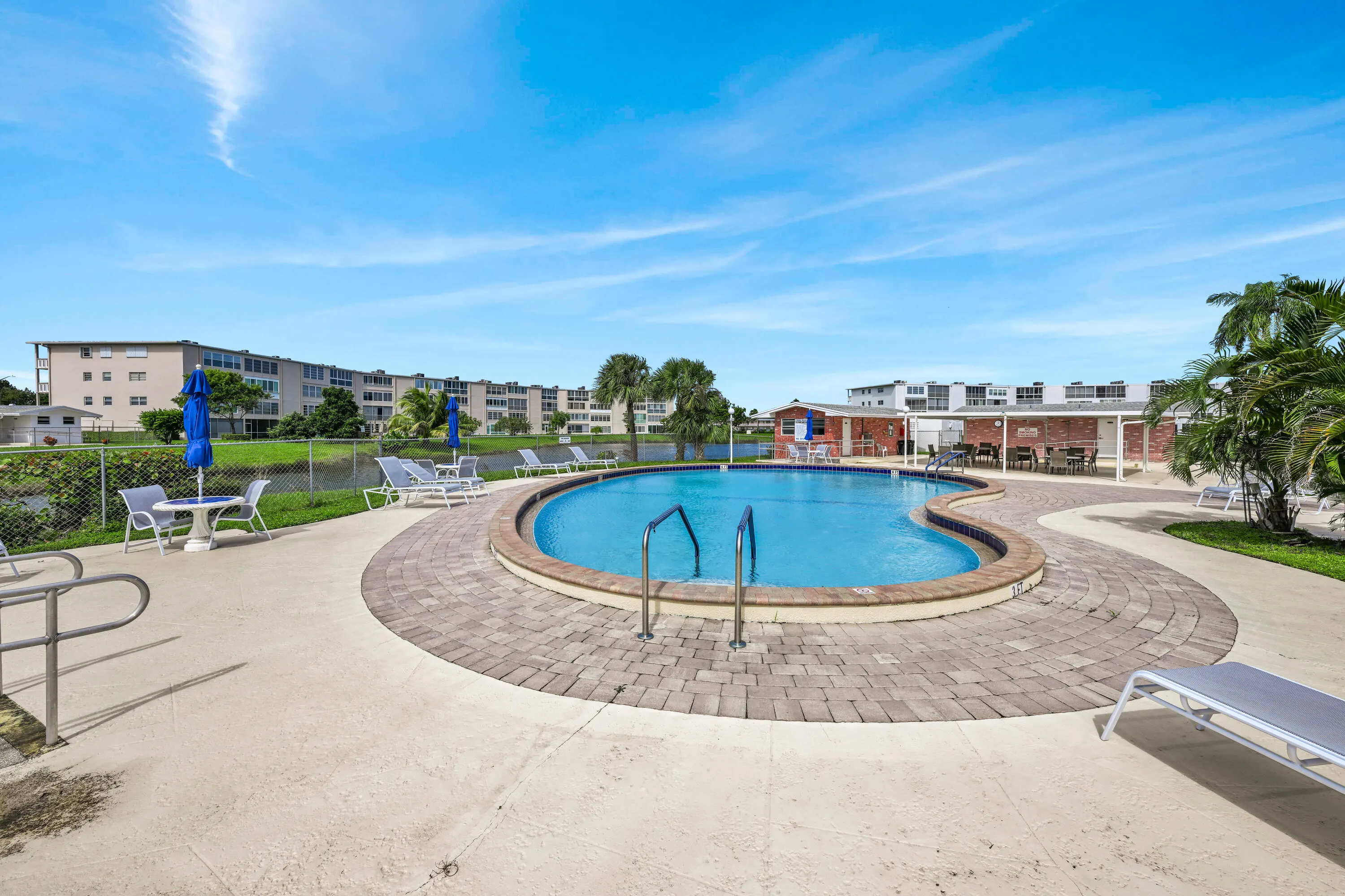363 WELLINGTON J