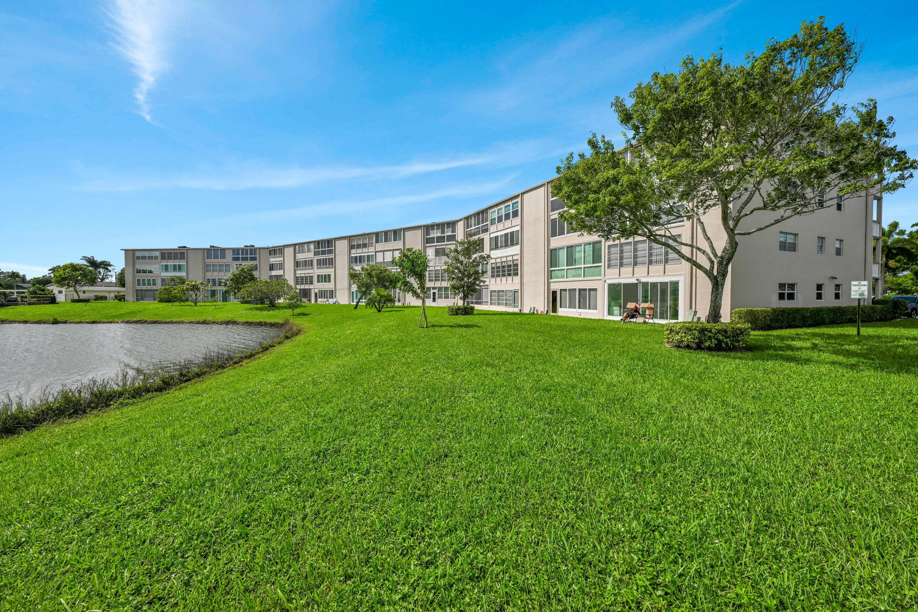363 WELLINGTON J