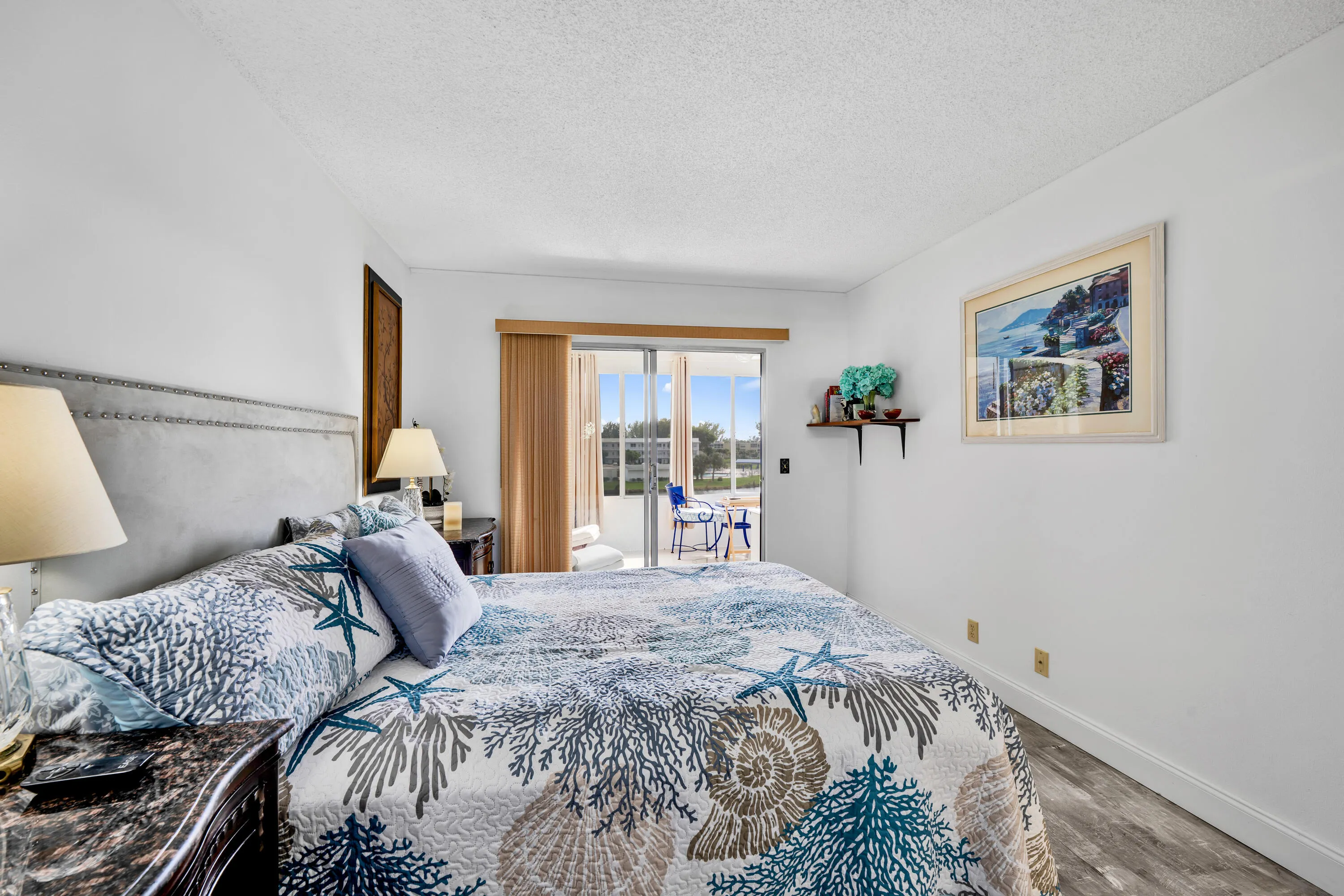 363 WELLINGTON J