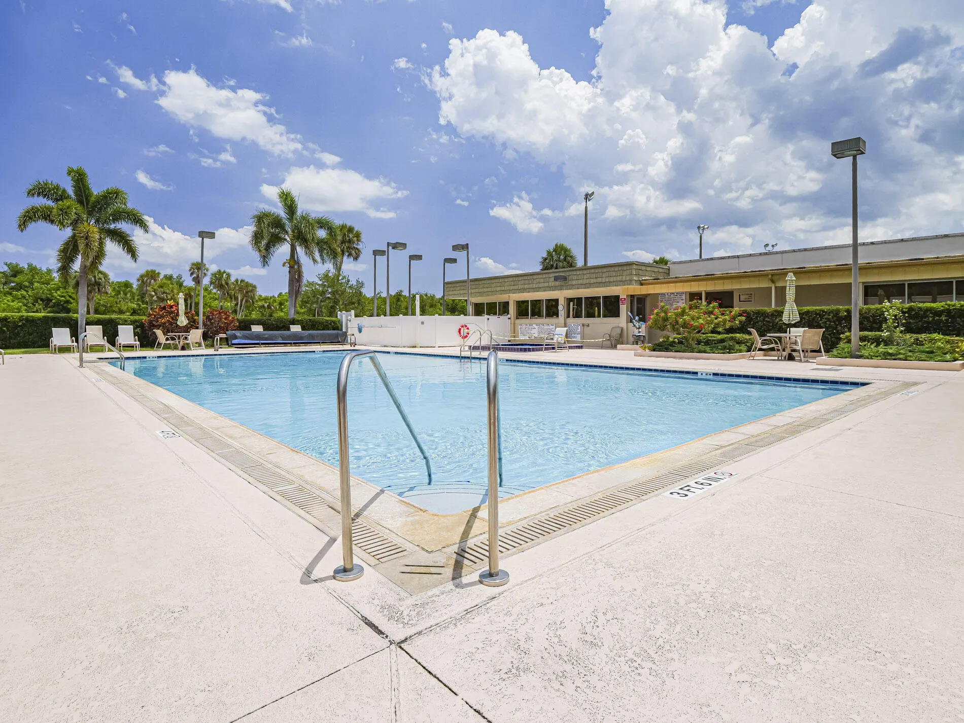 41 VISTA GARDENS TRAIL #205