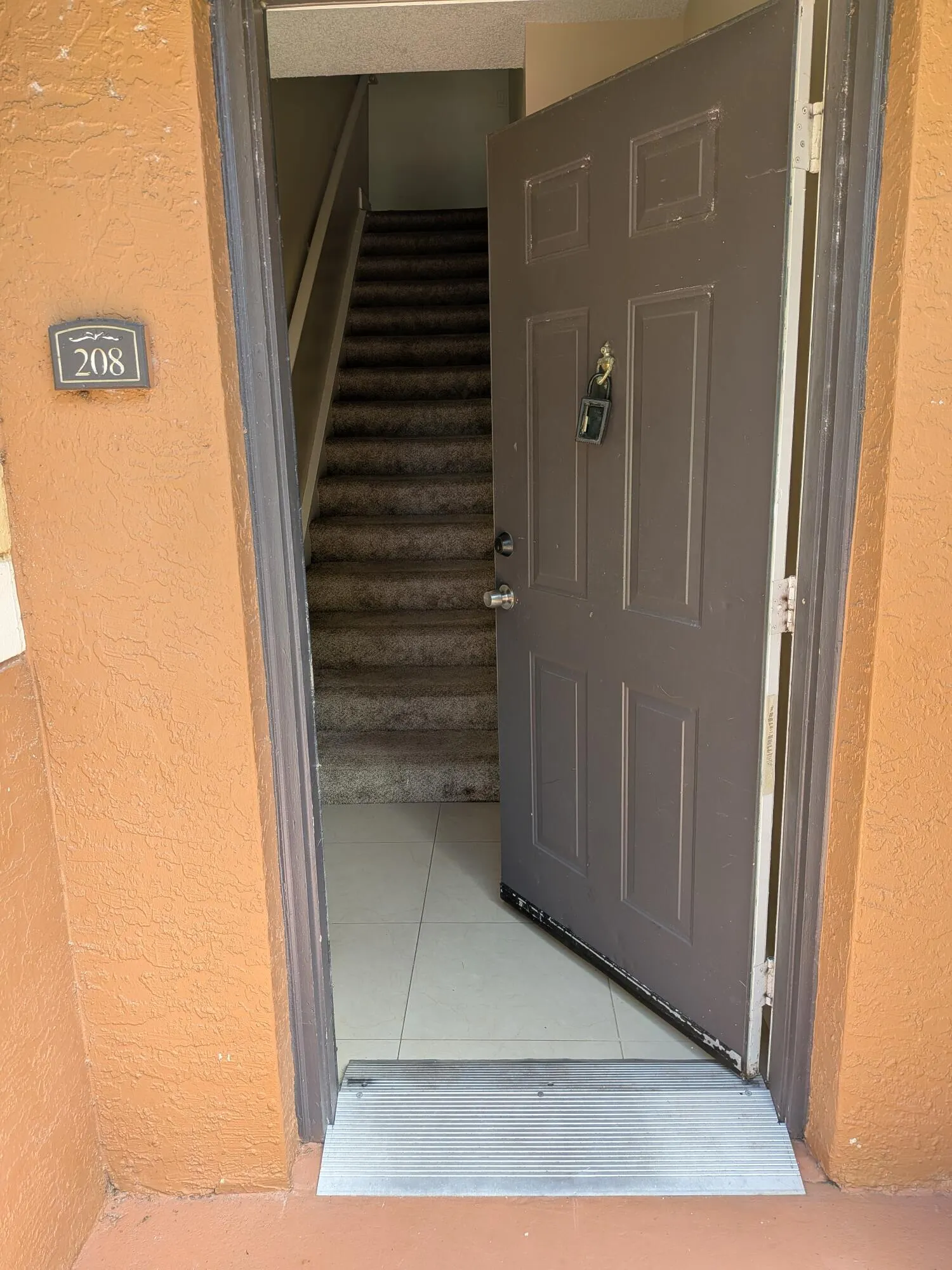 10282 FOX TRAIL Road S #208
