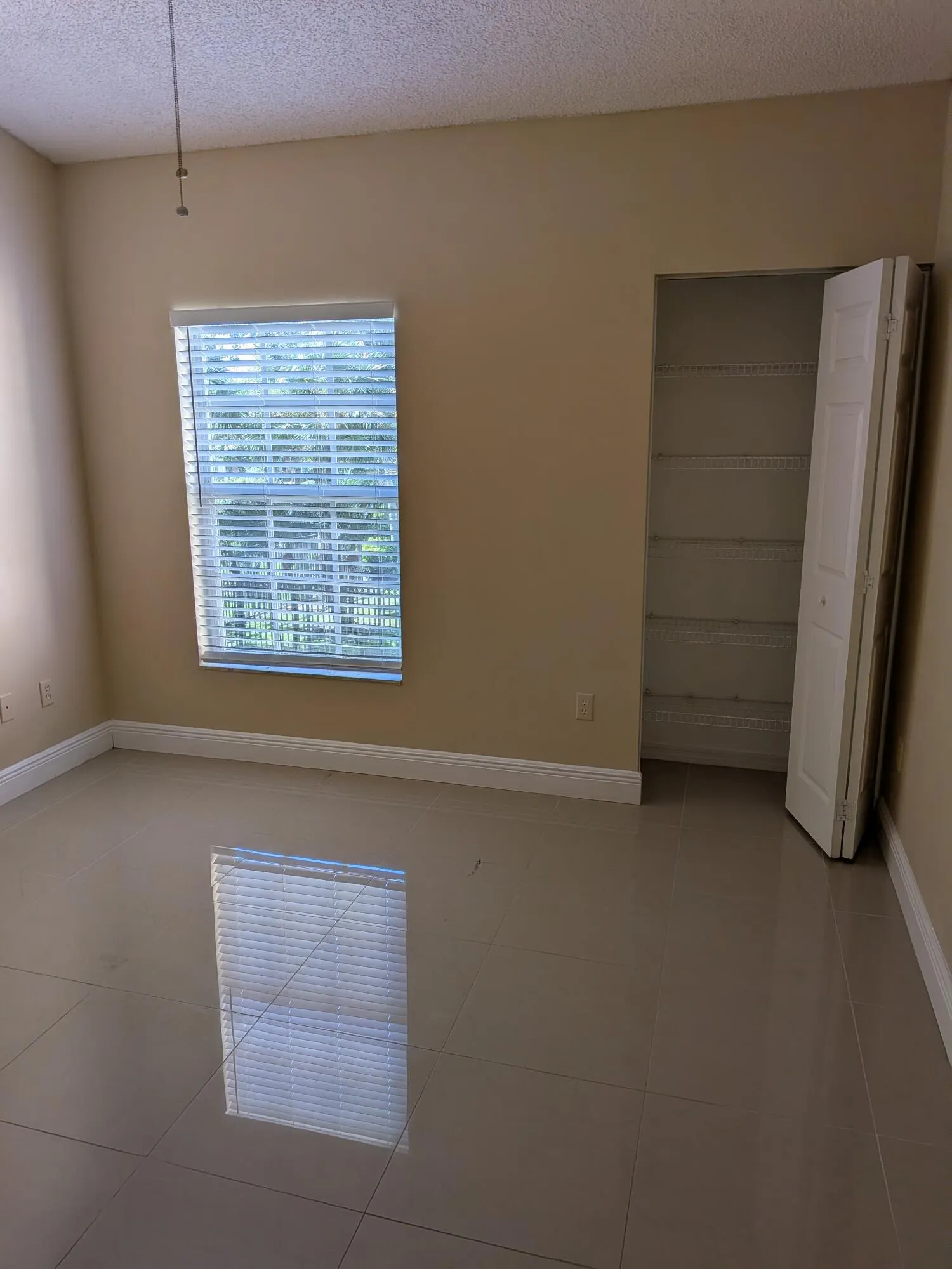 10282 FOX TRAIL Road S #208