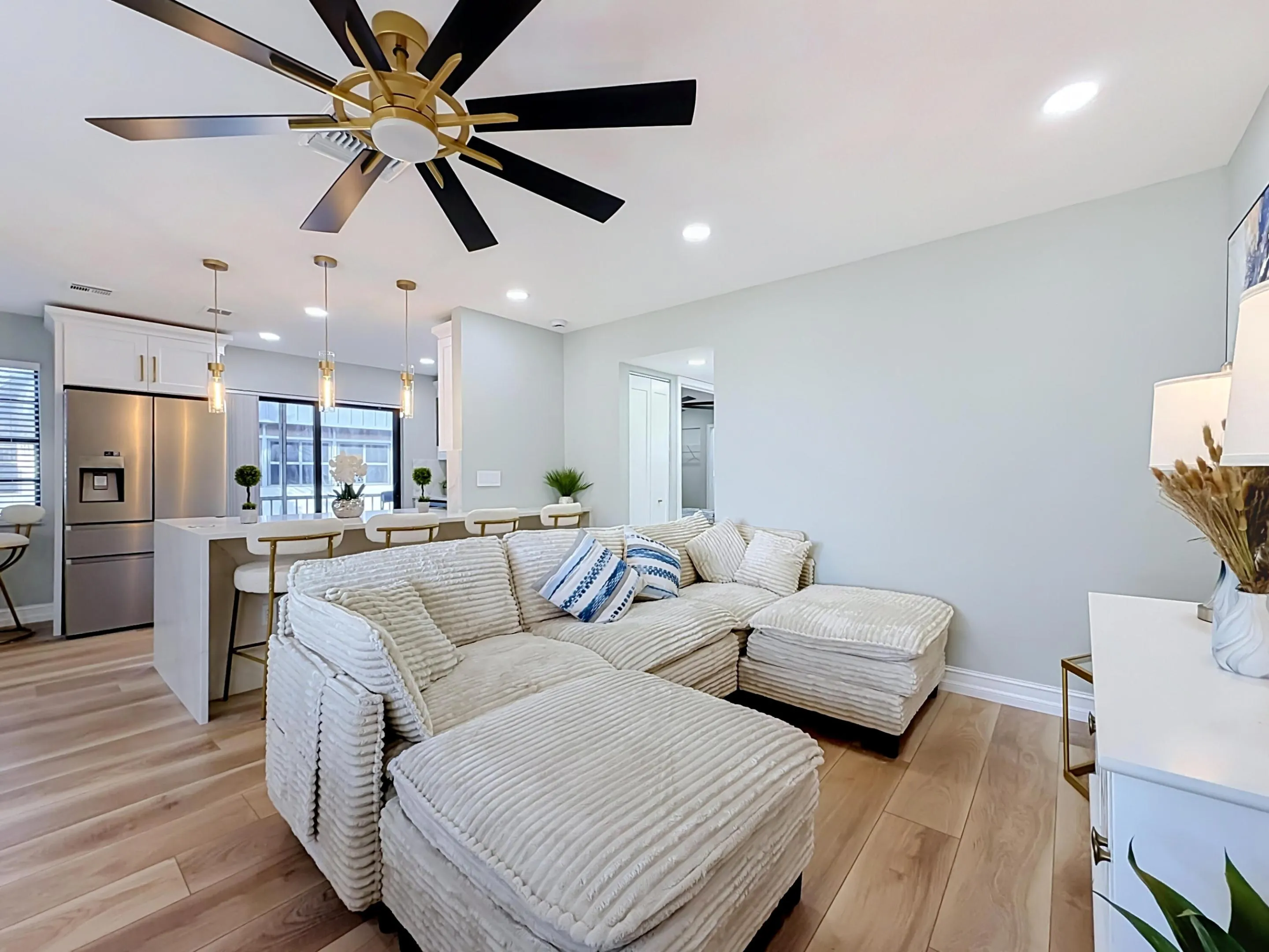 570 PIEDMONT L Park