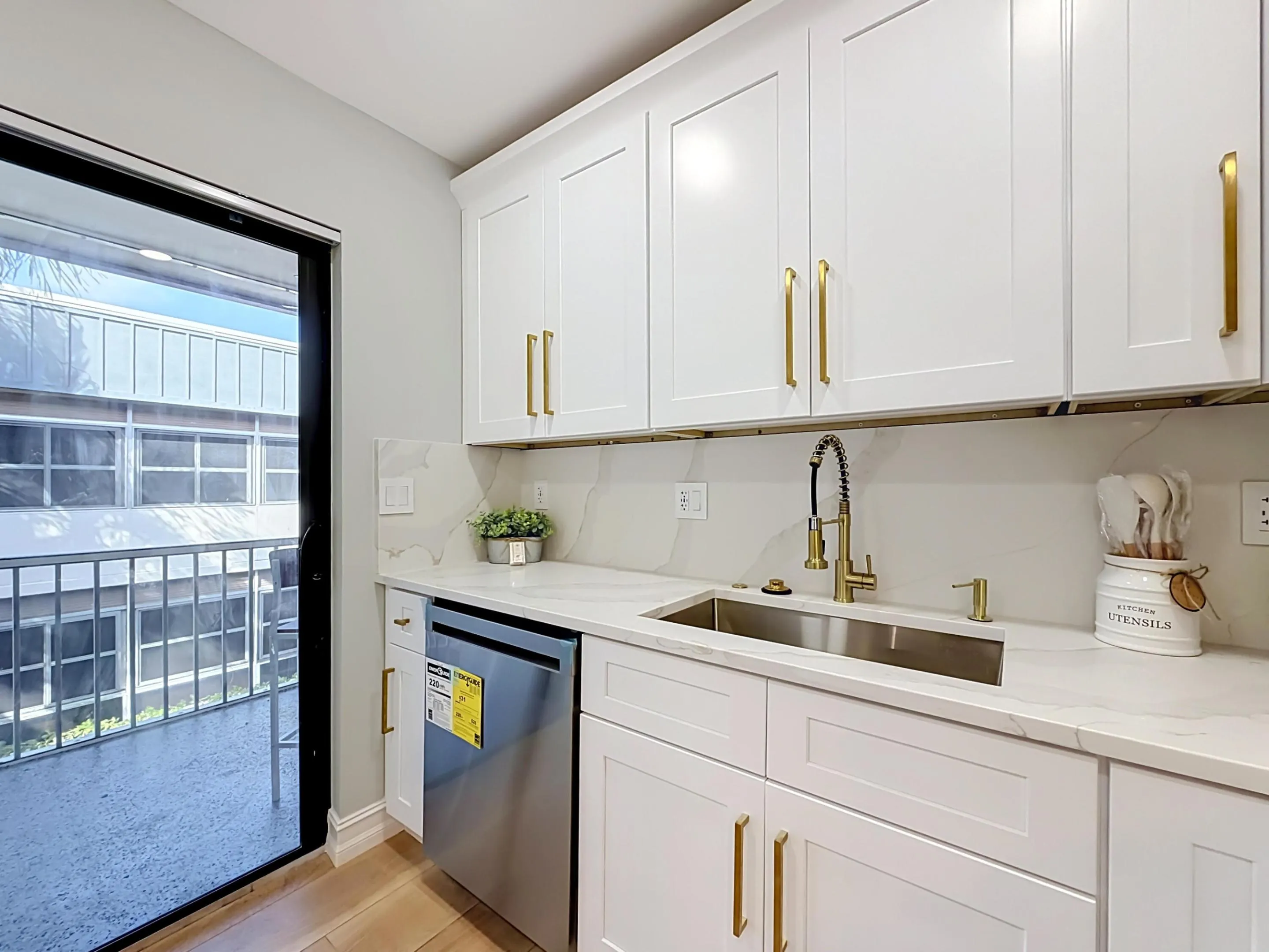 570 PIEDMONT L Park