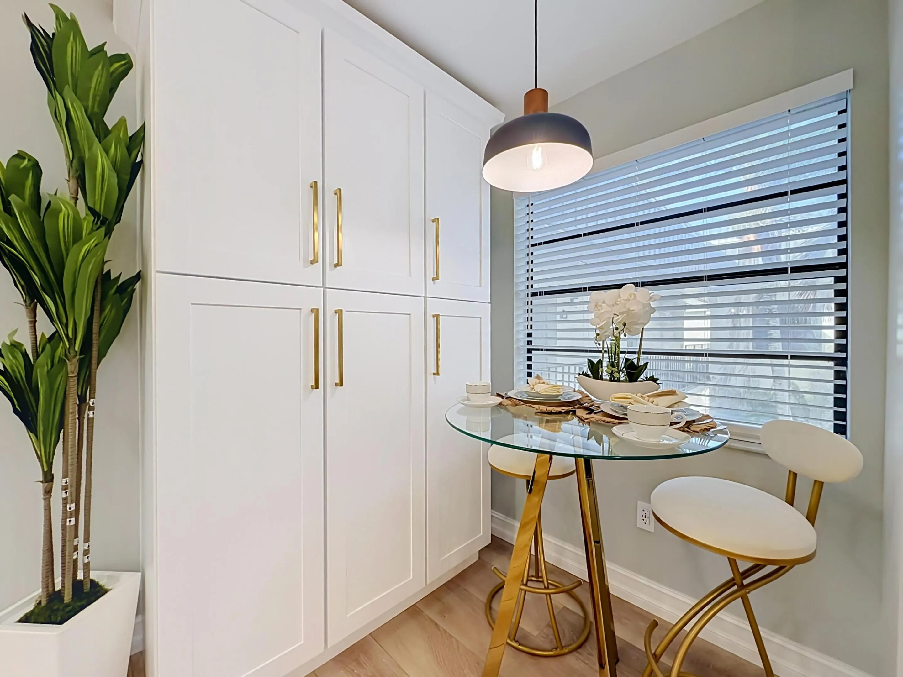 570 PIEDMONT L Park