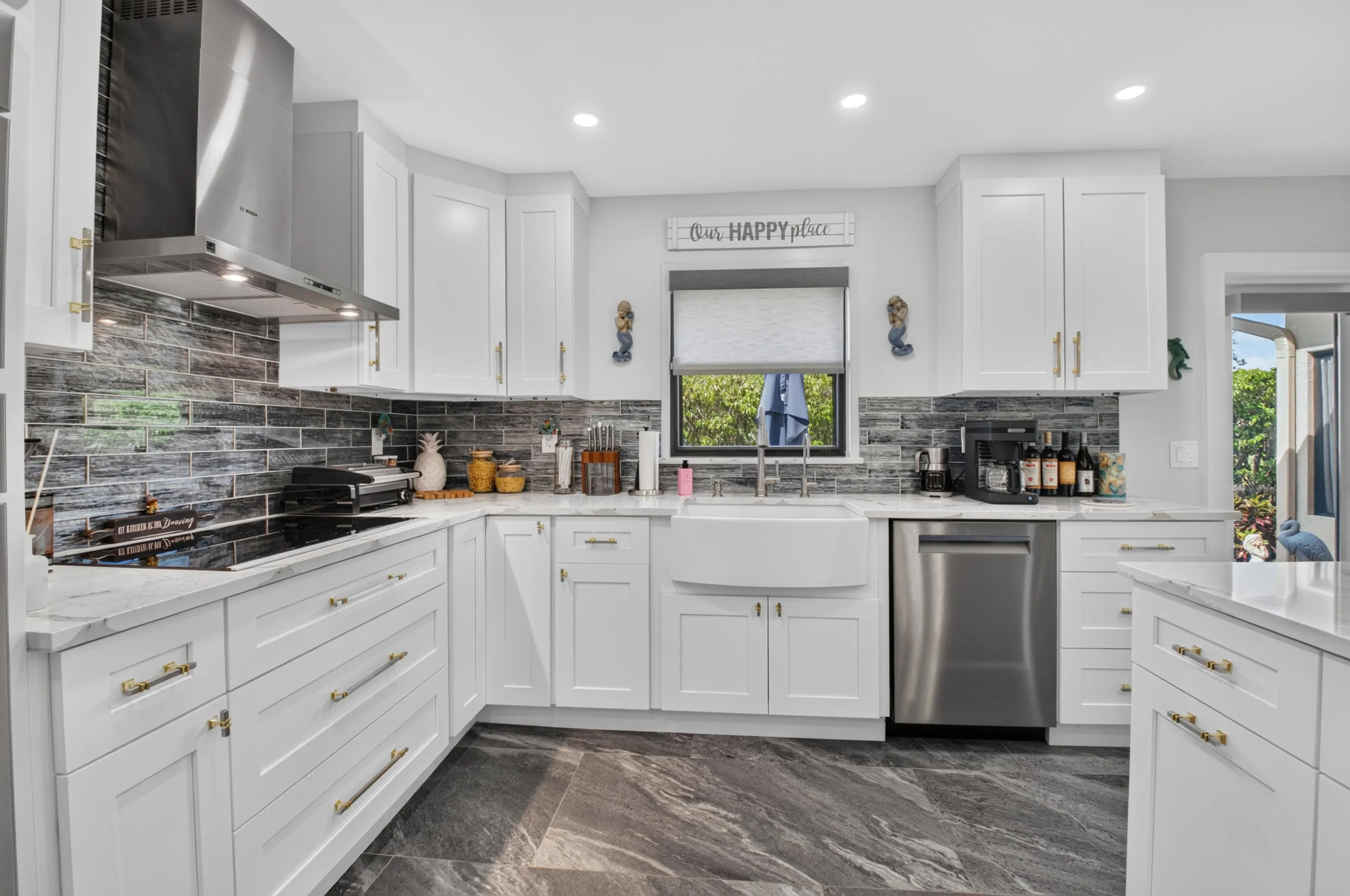 3225 NW 9TH Street