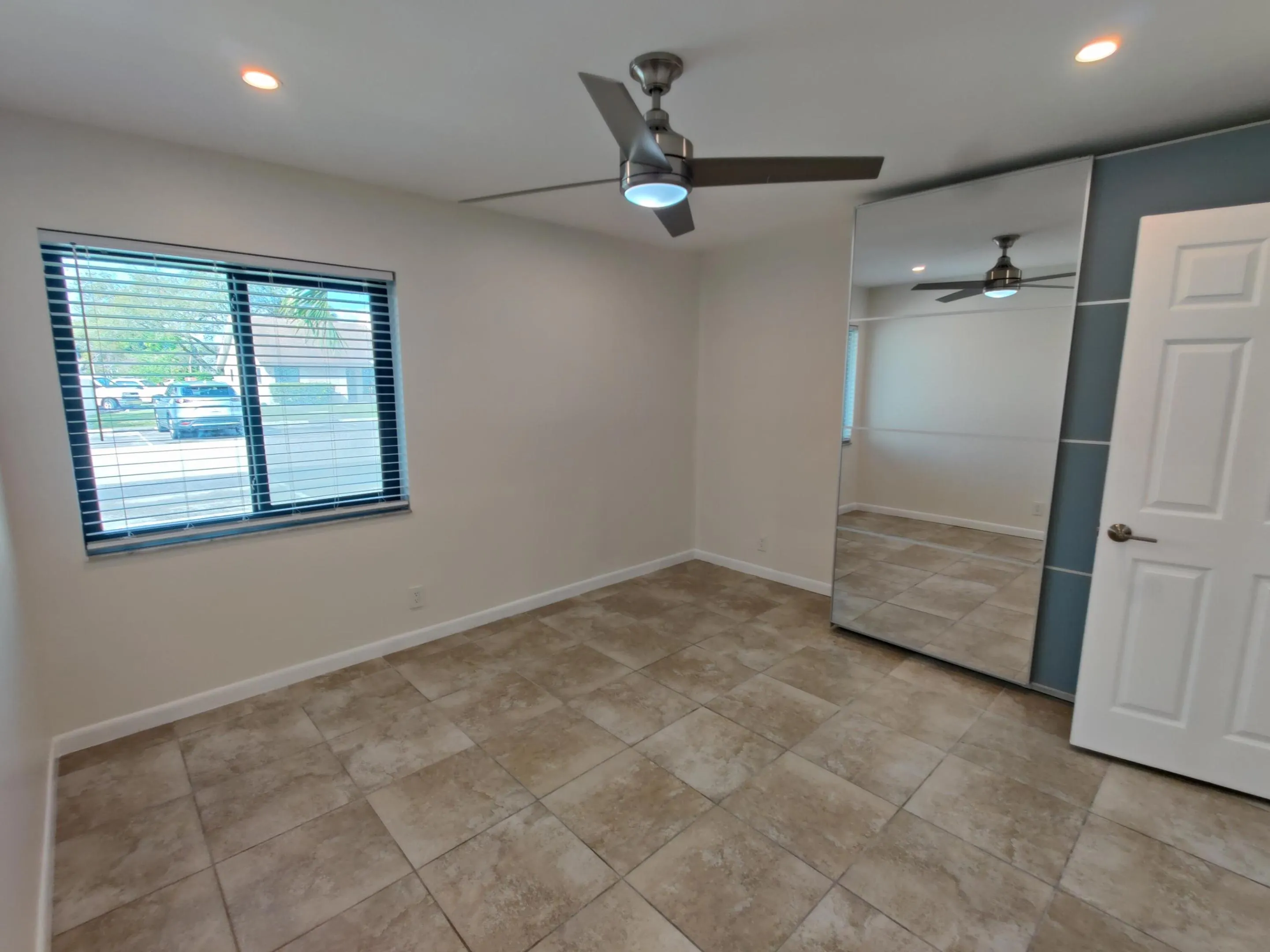 2700 S OAKLAND FOREST Drive #603