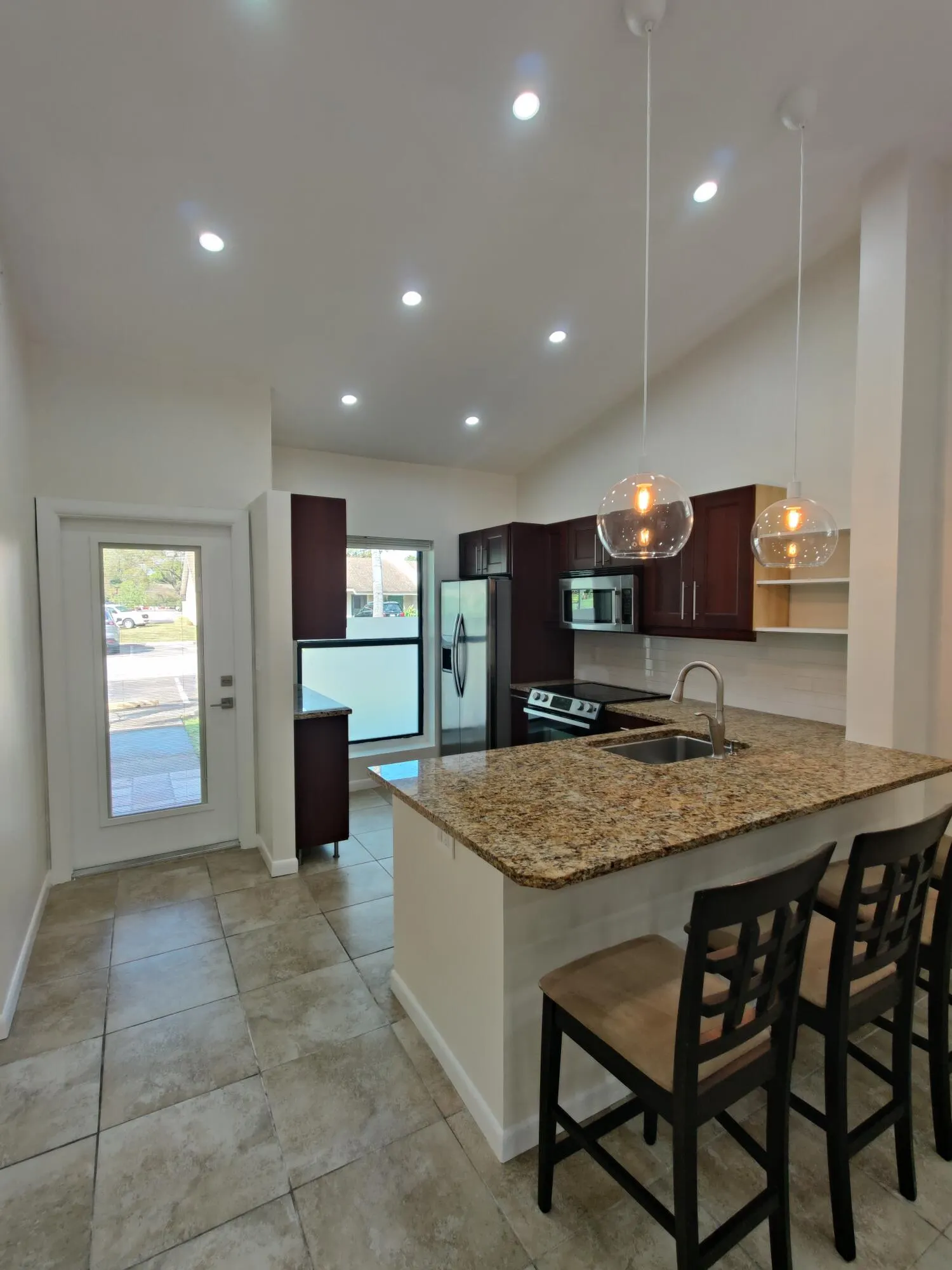 2700 S OAKLAND FOREST Drive #603