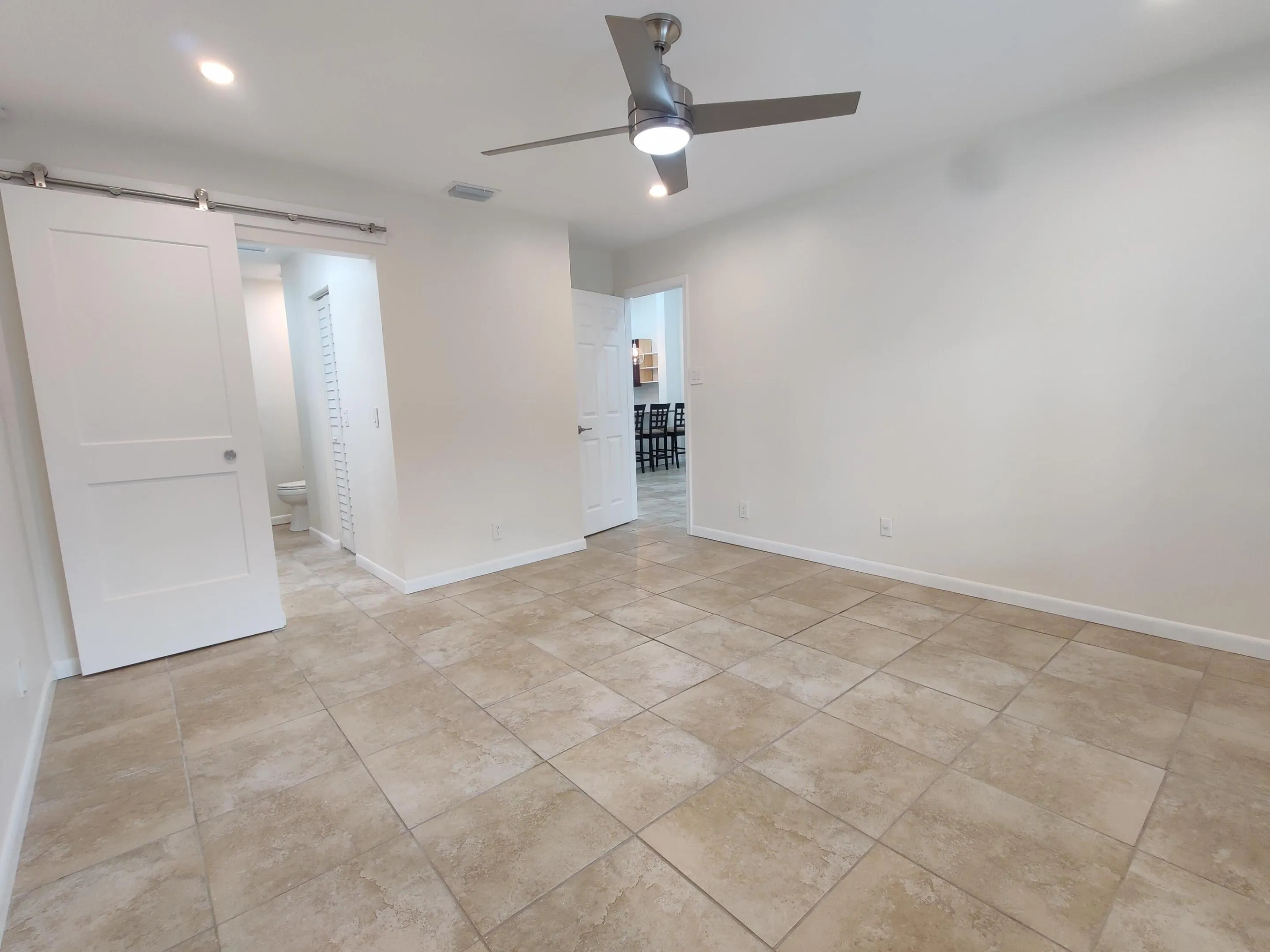 2700 S OAKLAND FOREST Drive #603