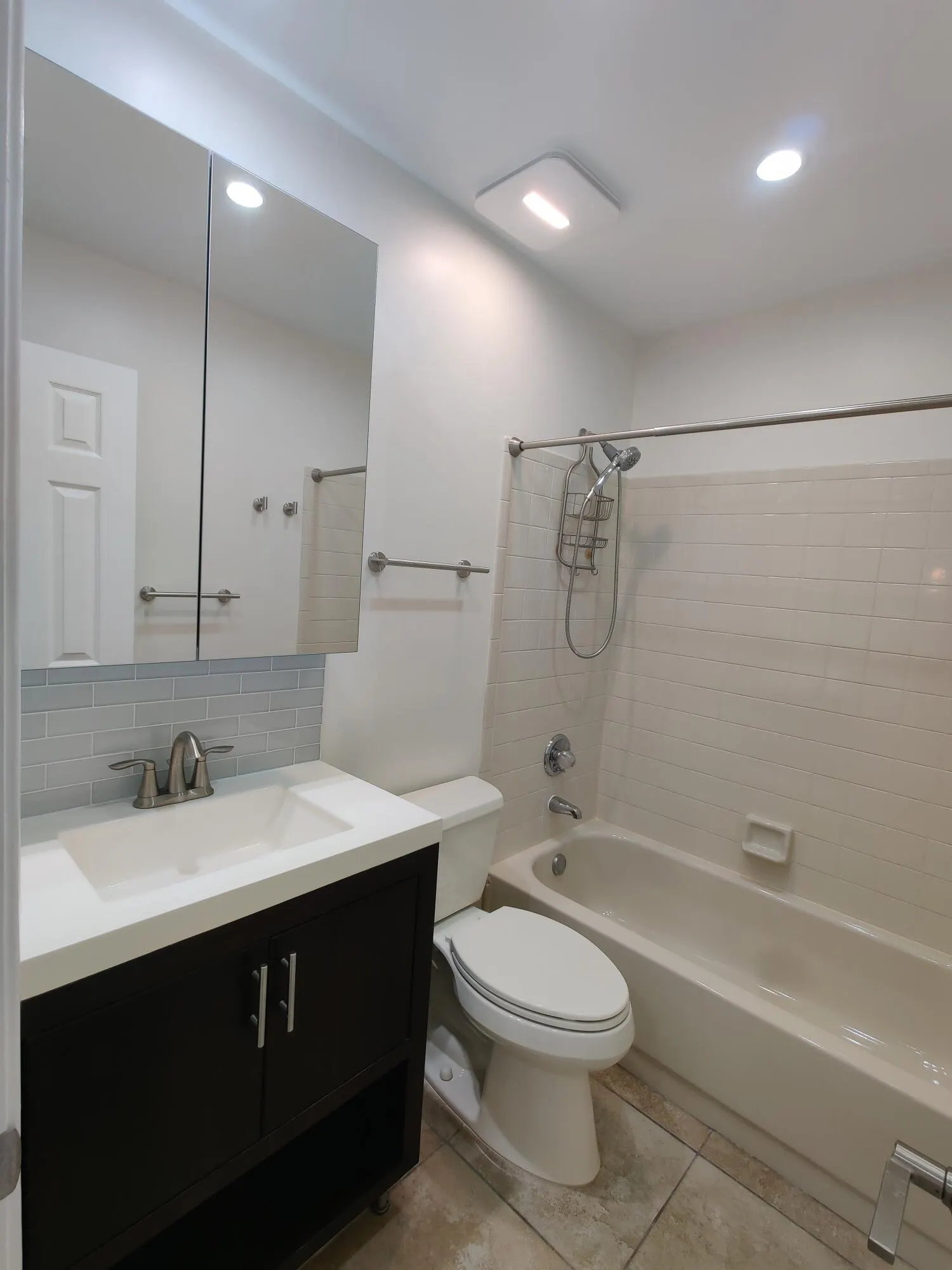 2700 S OAKLAND FOREST Drive #603