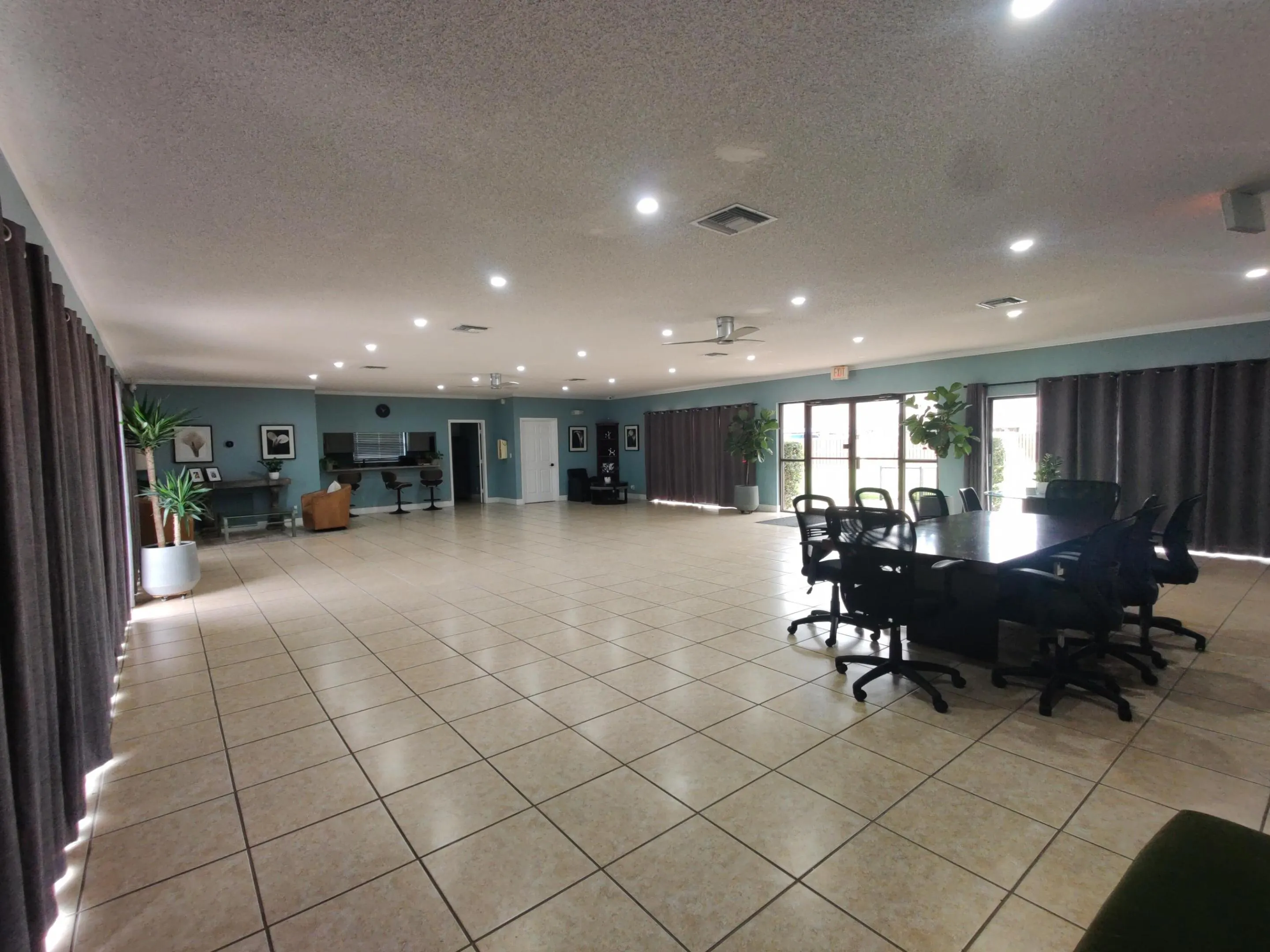 2700 S OAKLAND FOREST Drive #603