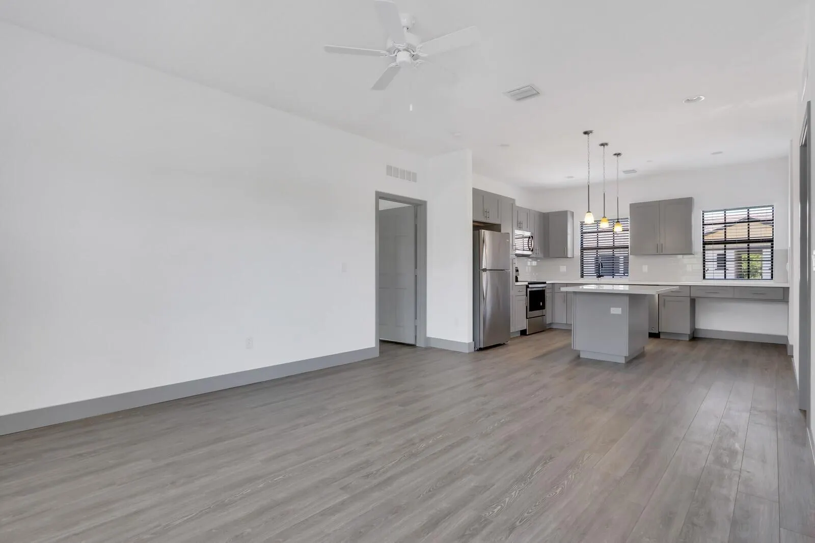 600 NE 14th Court ##104