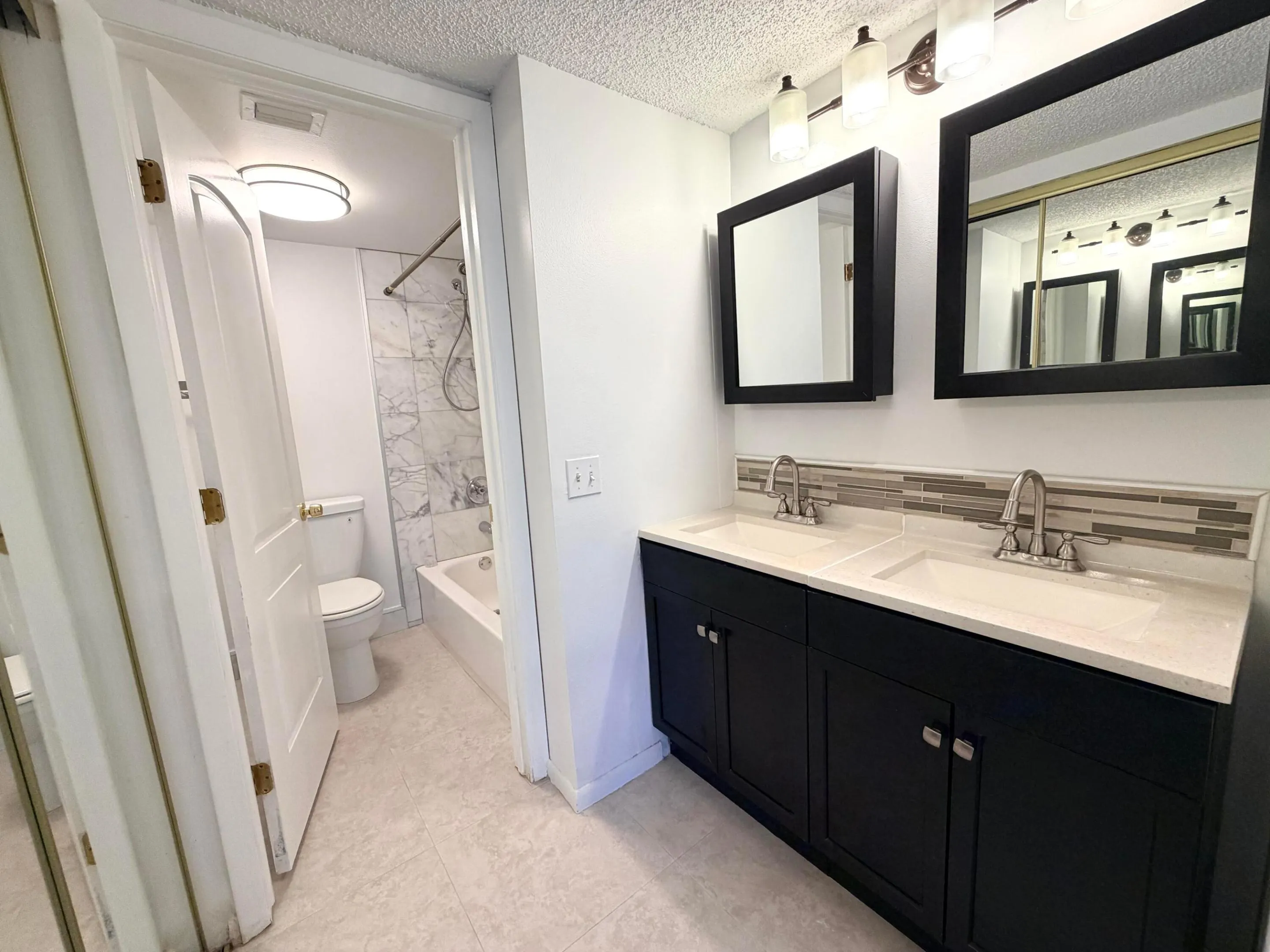 1100 NW 87TH Avenue #406