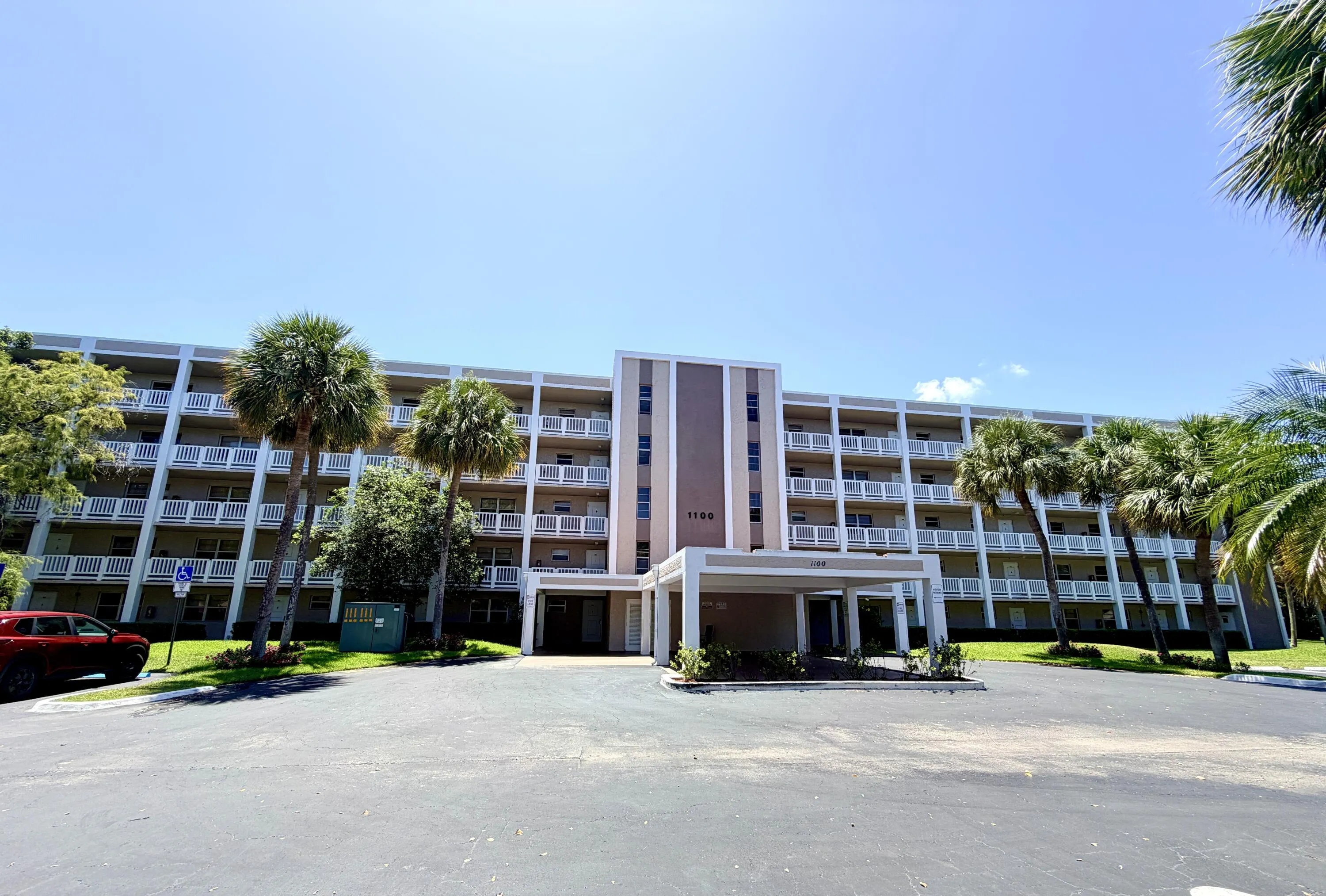 1100 NW 87TH Avenue #406