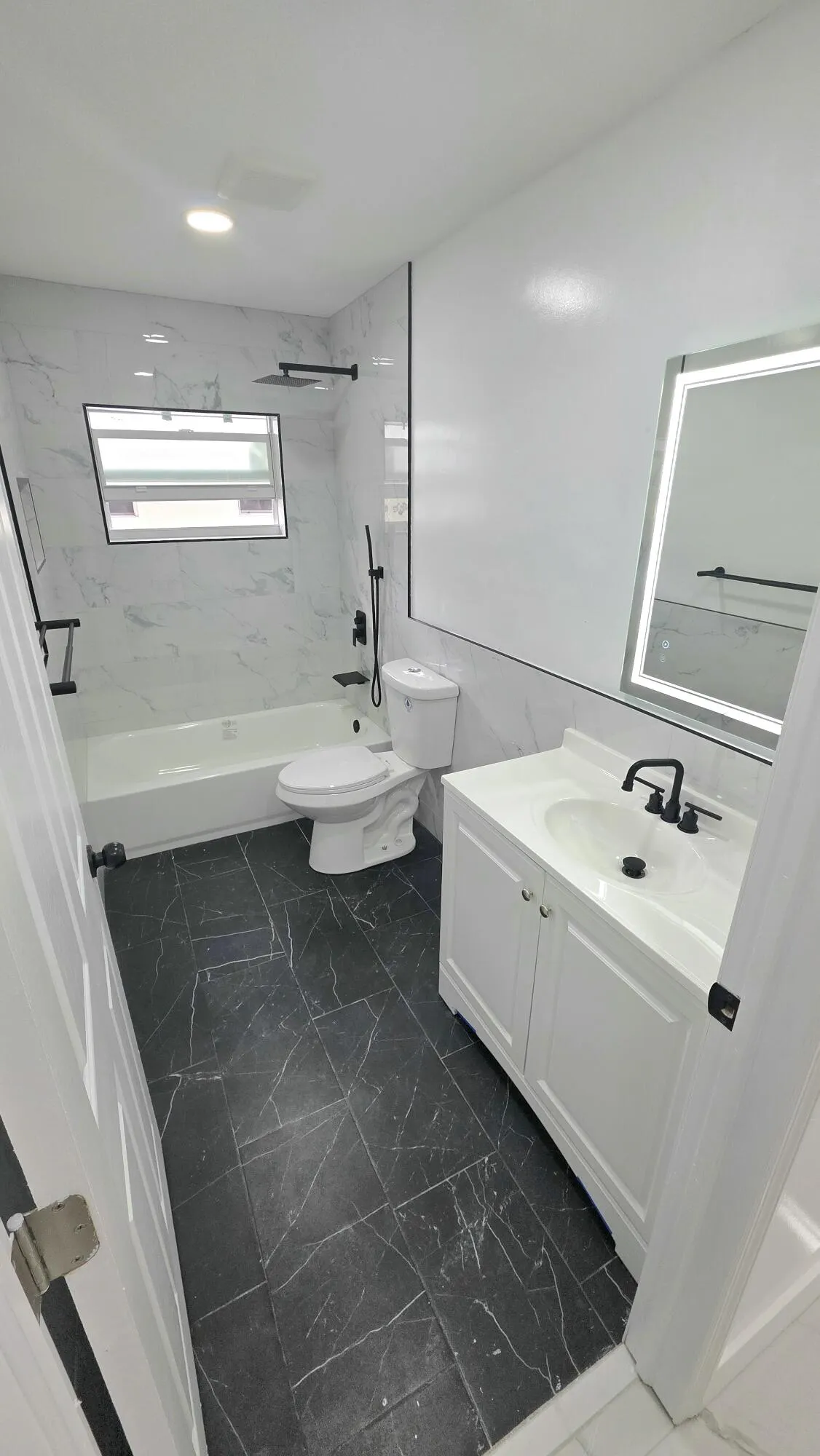 1832 NW 55TH Avenue #4W