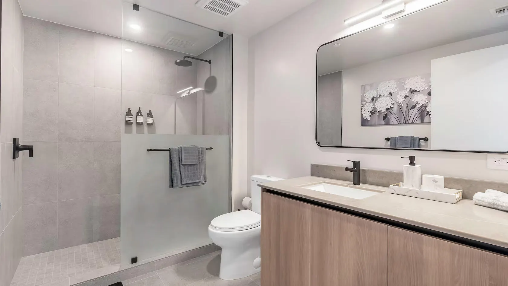 121 NE 5TH Street #1501