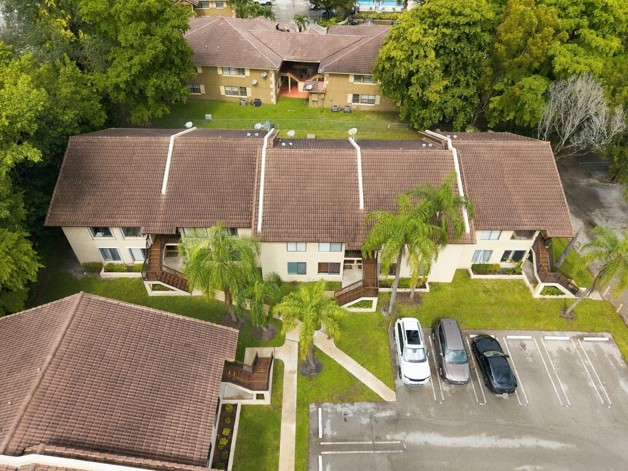 2572 RIVERSIDE Drive #413