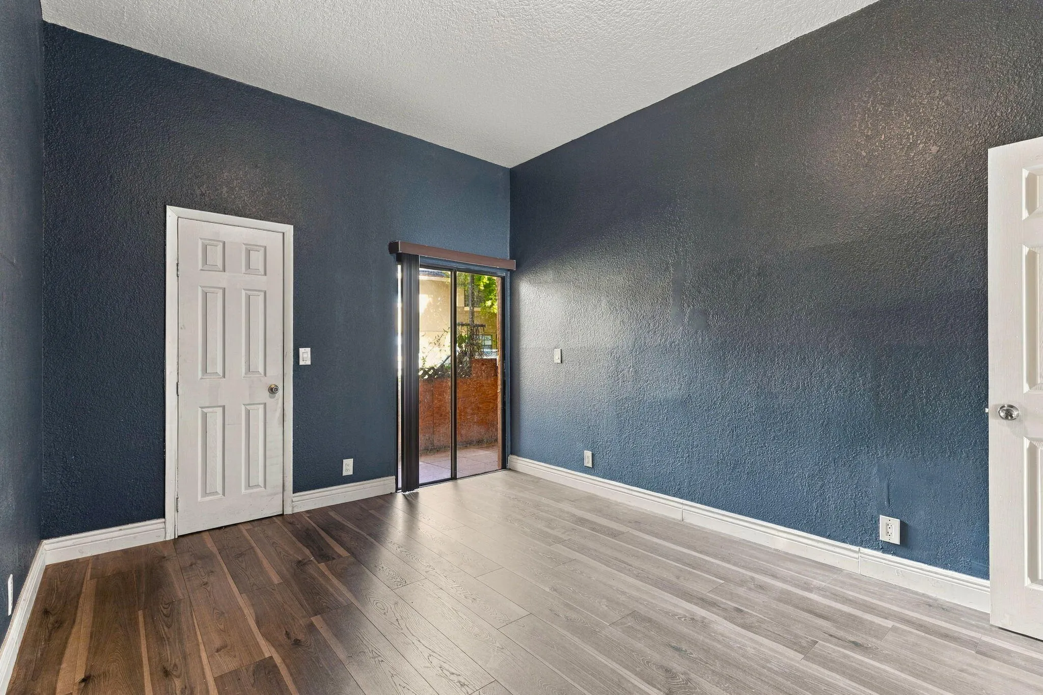 2572 RIVERSIDE Drive #413