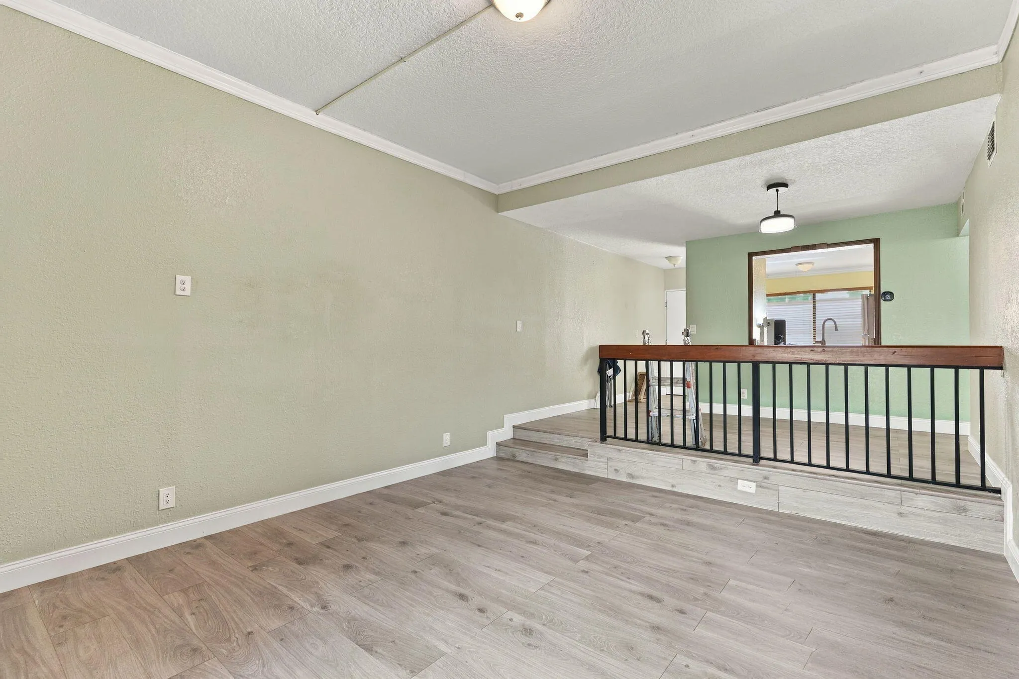 2572 RIVERSIDE Drive #413